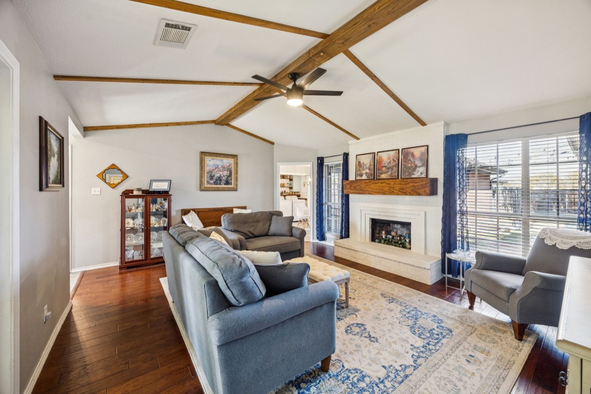 1111 Sheppard Lane