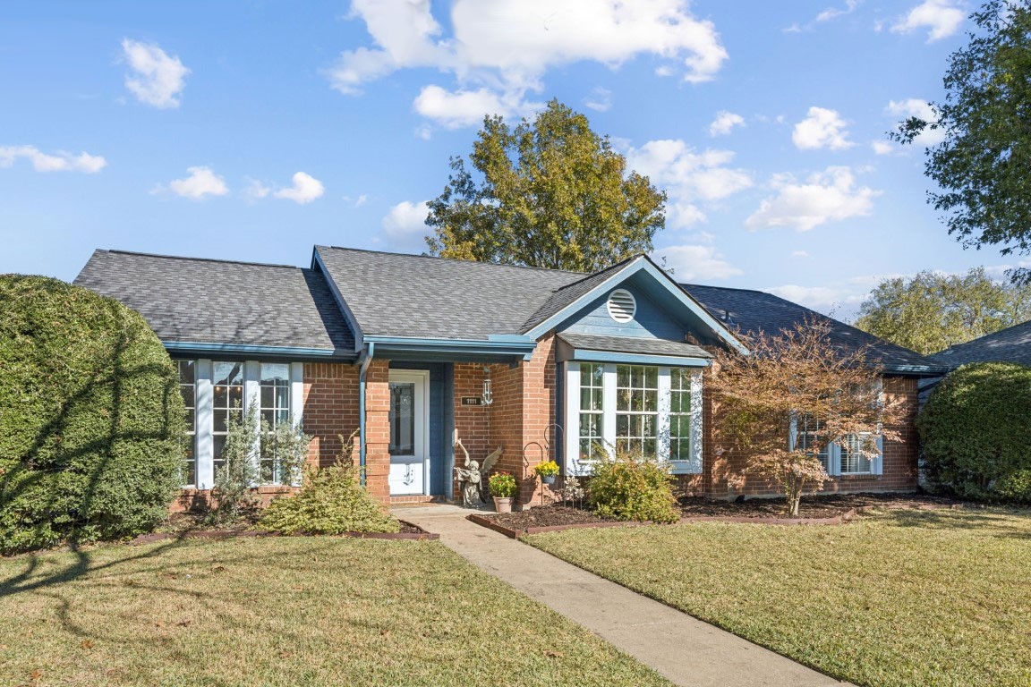 1111 Sheppard Lane