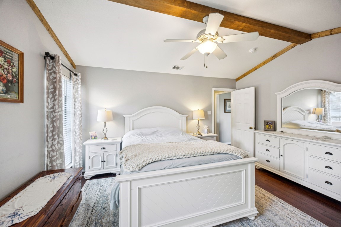 1111 Sheppard Lane