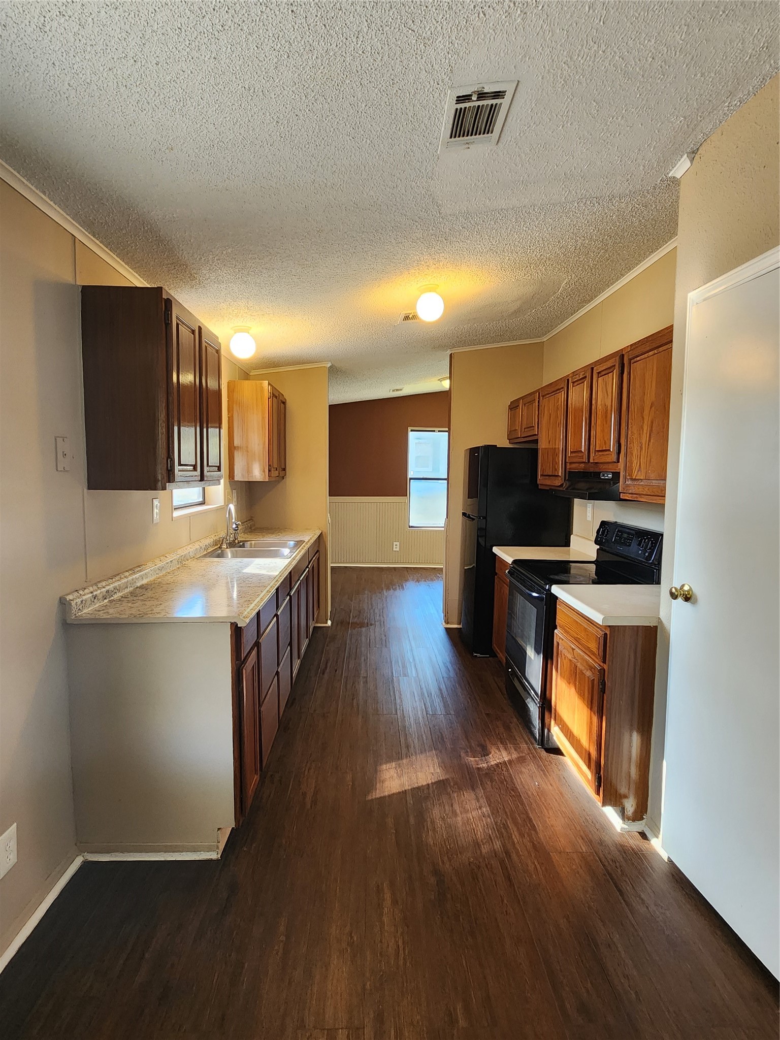 7679 Lindy Lane