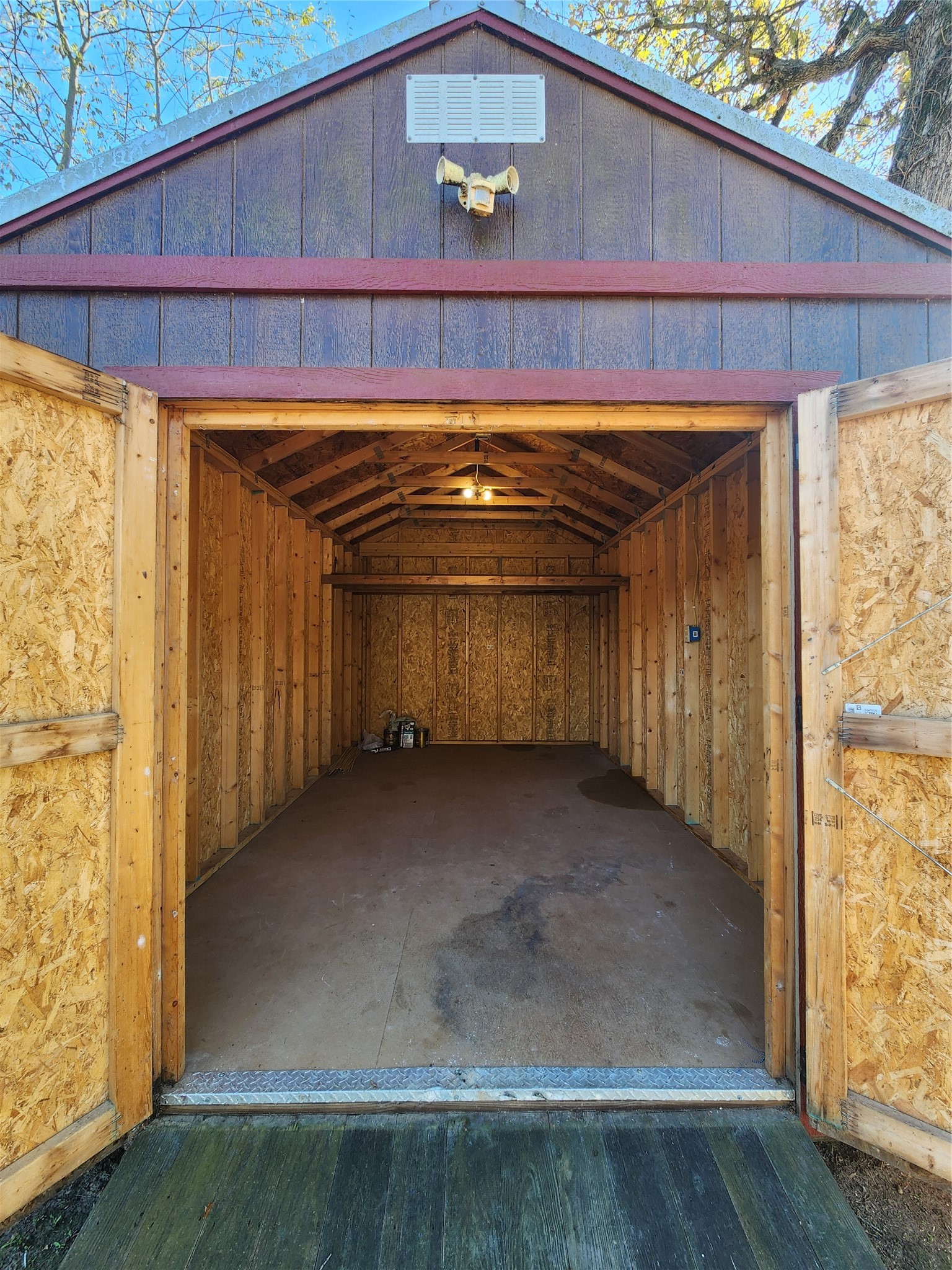 7679 Lindy Lane