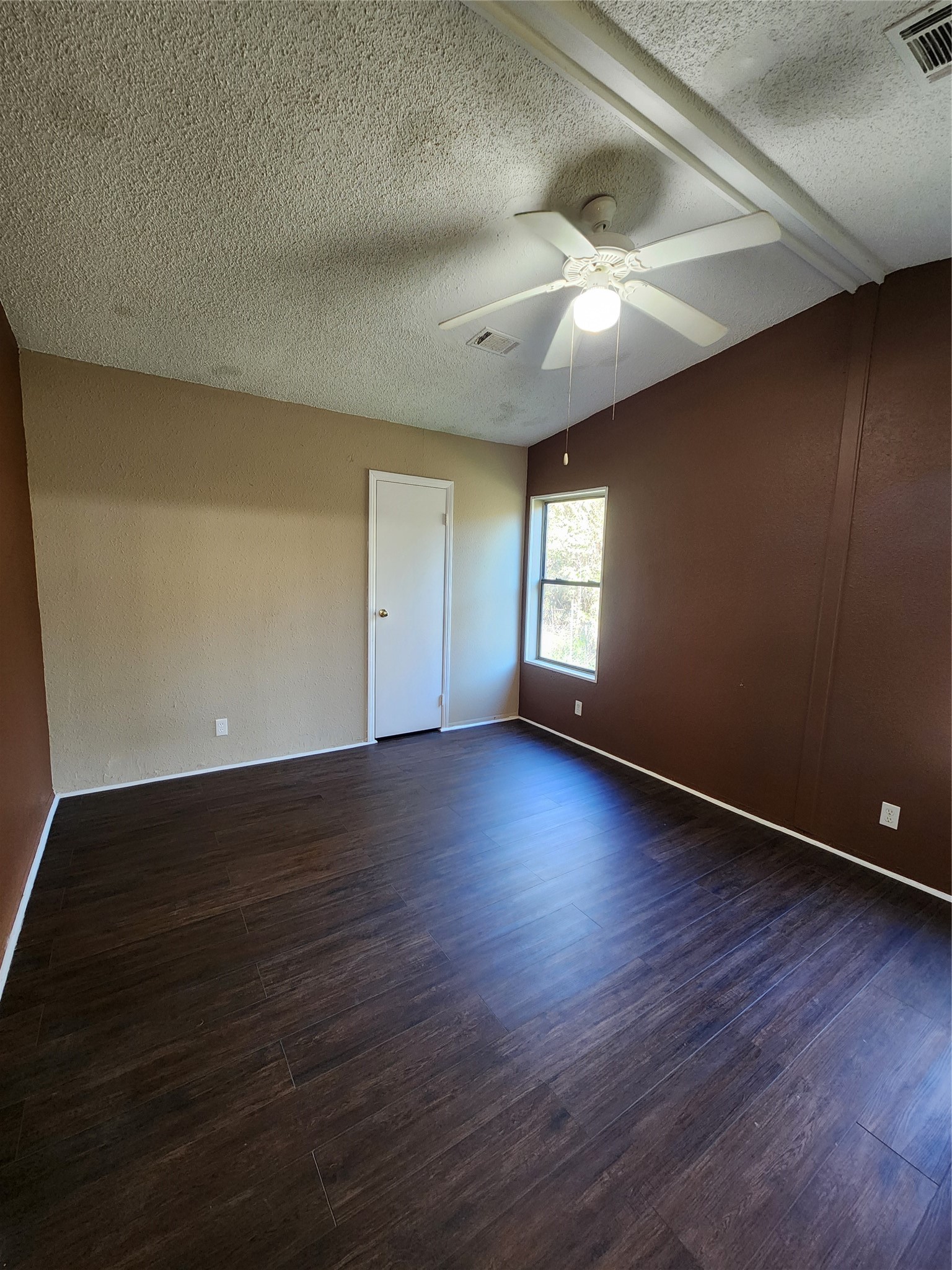 7679 Lindy Lane