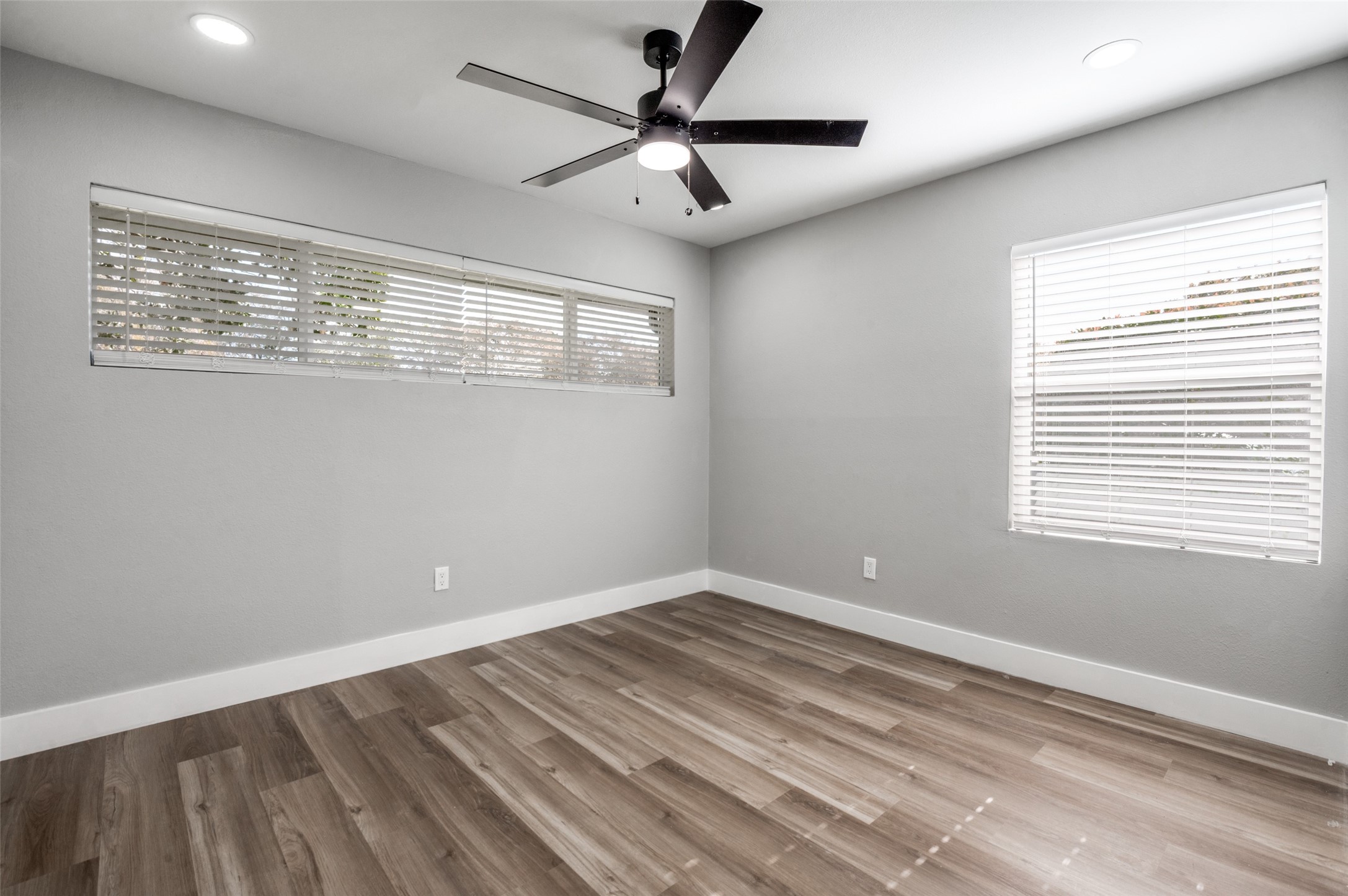 13421 Glenside Drive