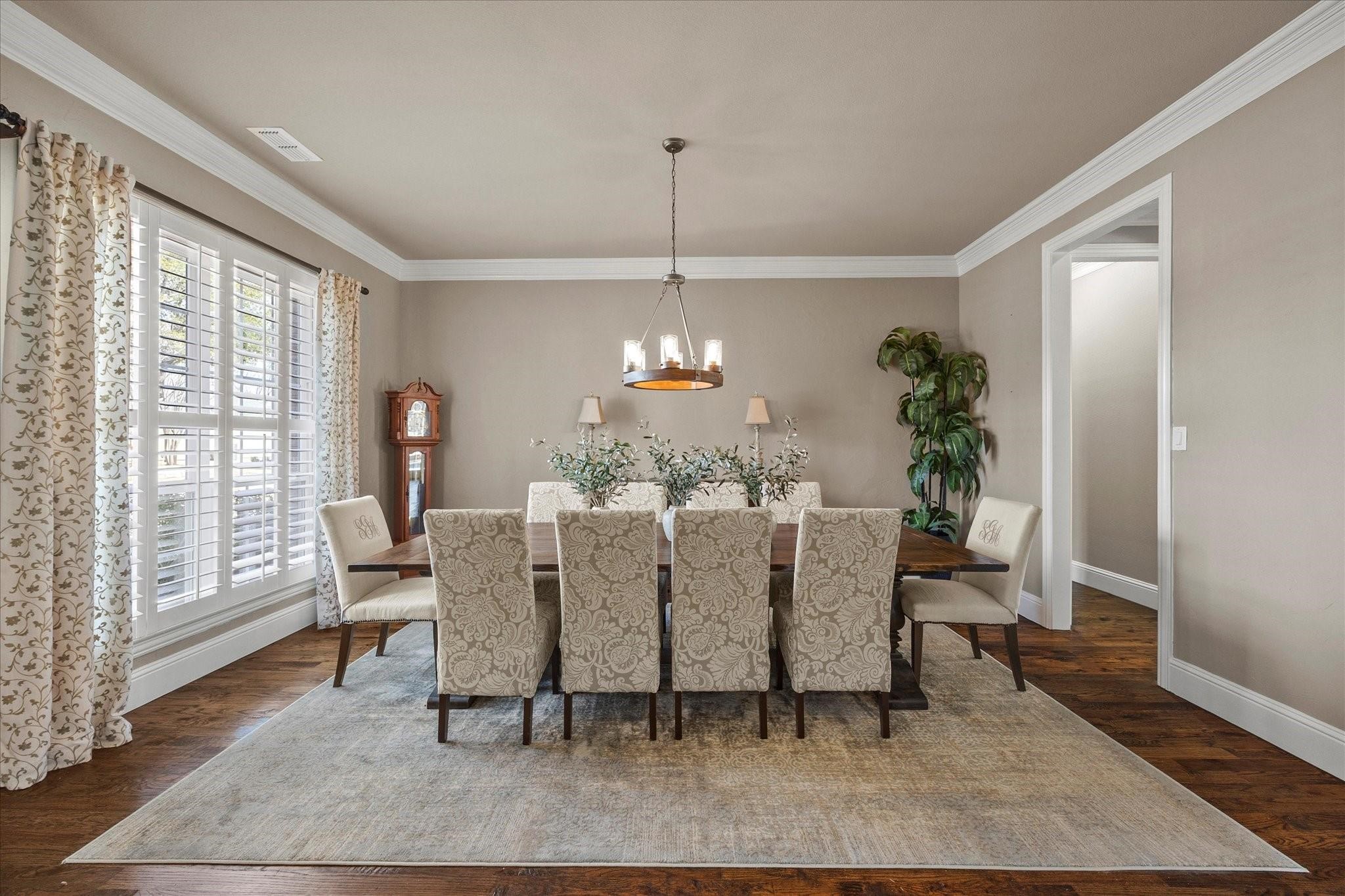 6 Waters Edge Court