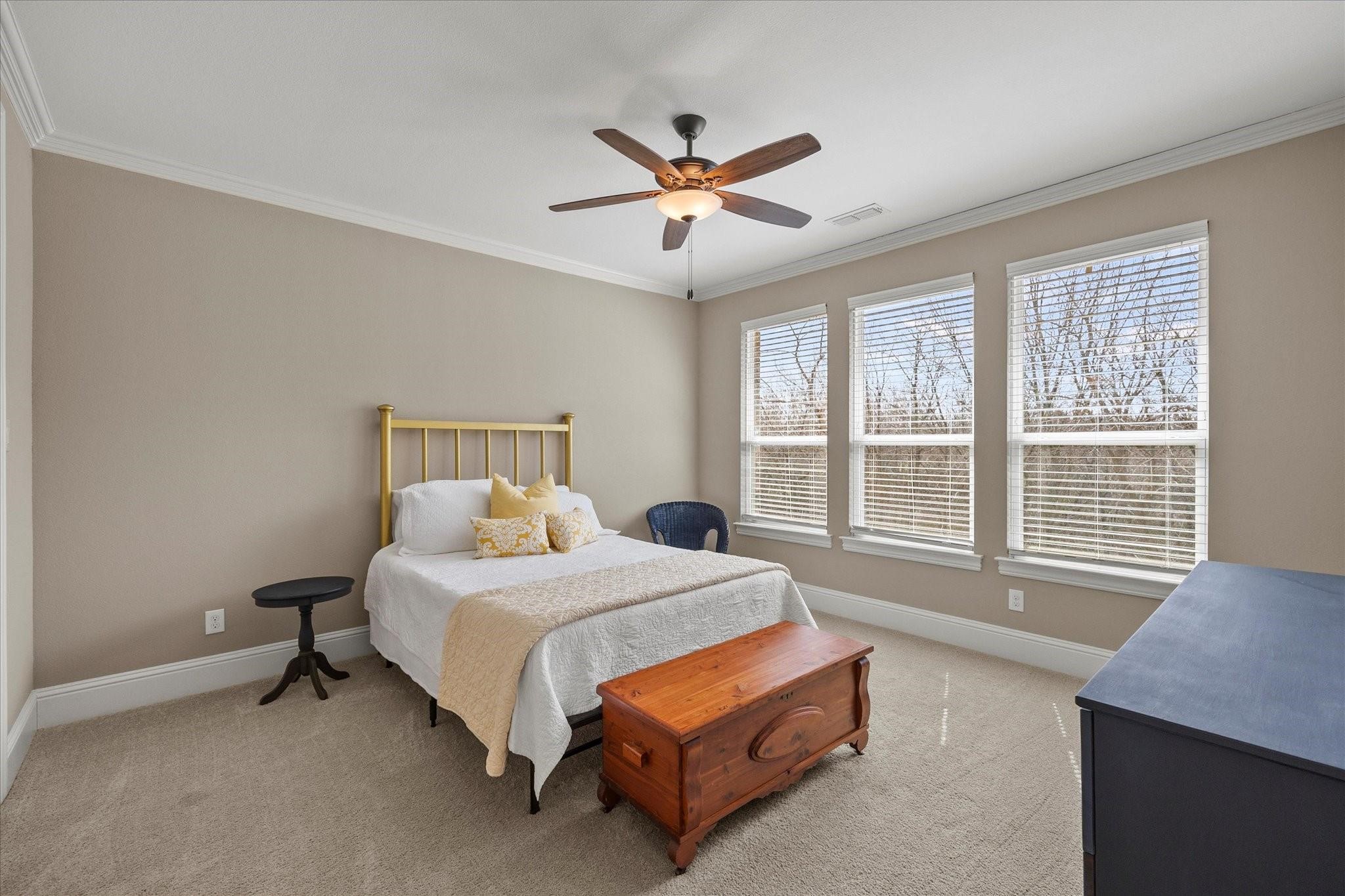 6 Waters Edge Court