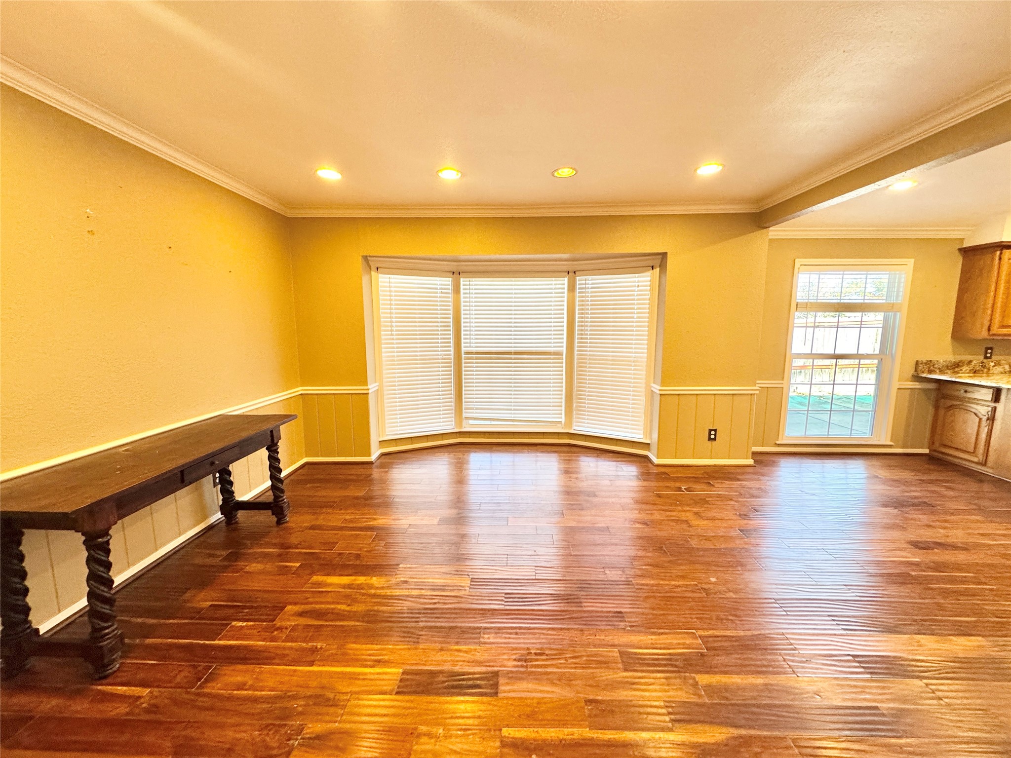 610 W Cedar Street
