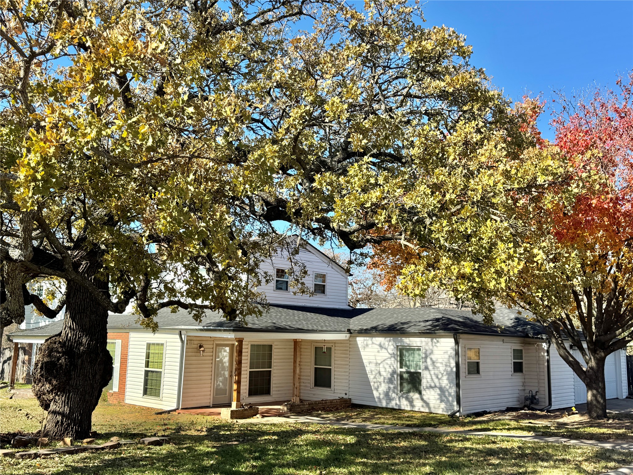 610 W Cedar Street