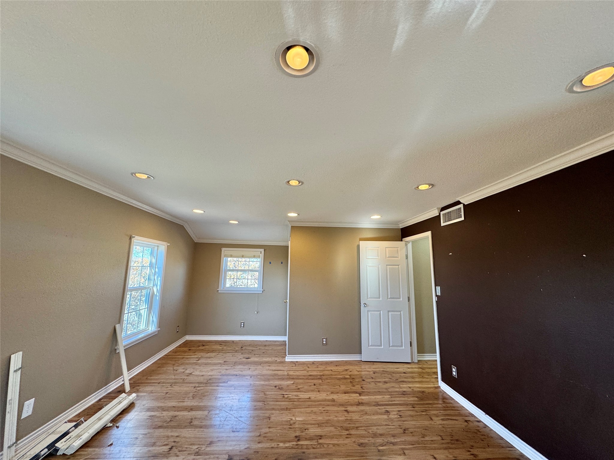 610 W Cedar Street