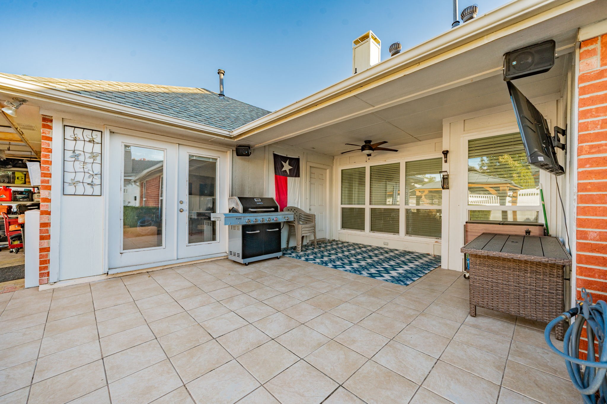 1213 Wedgecrest Lane