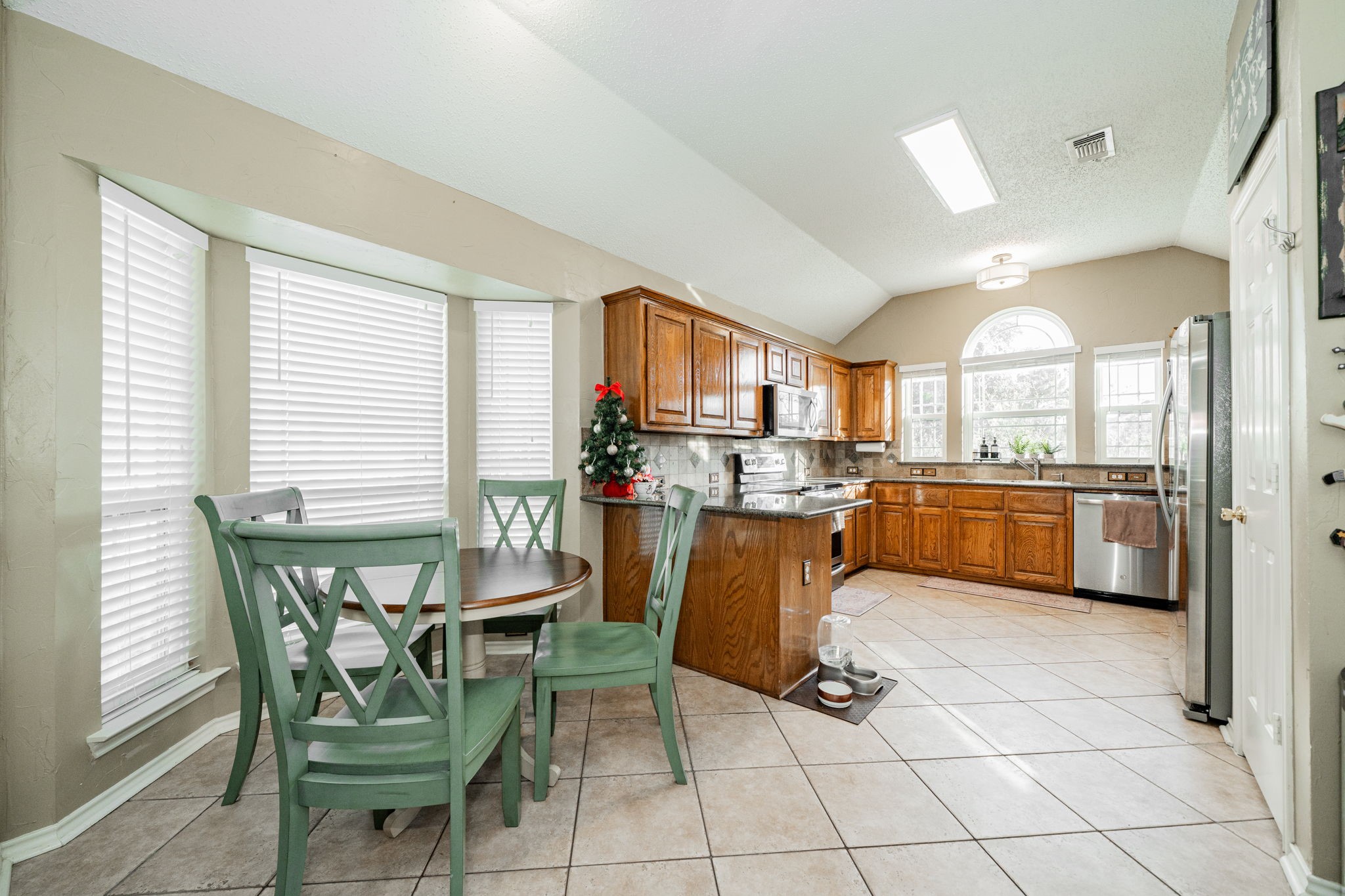 1213 Wedgecrest Lane