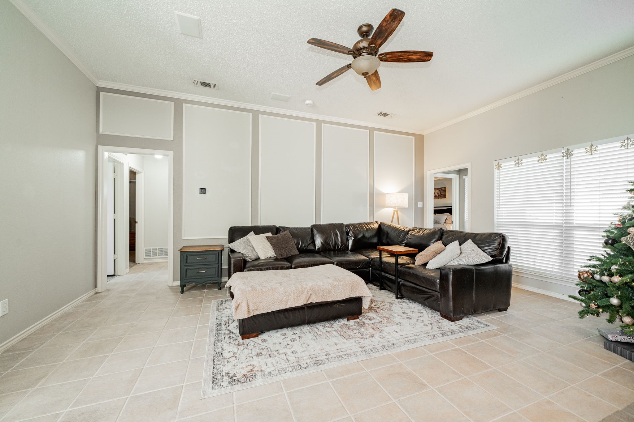 1213 Wedgecrest Lane