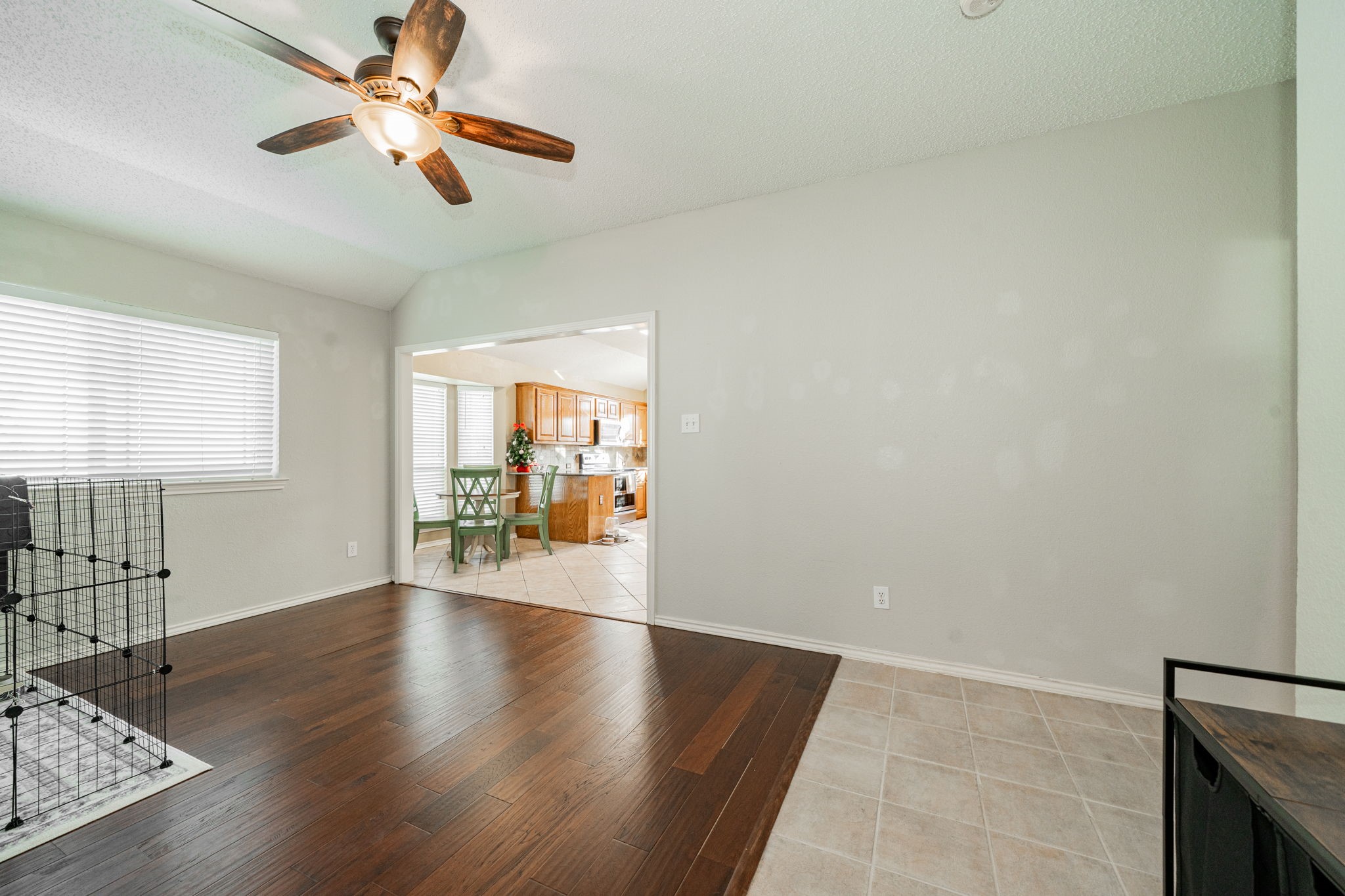 1213 Wedgecrest Lane