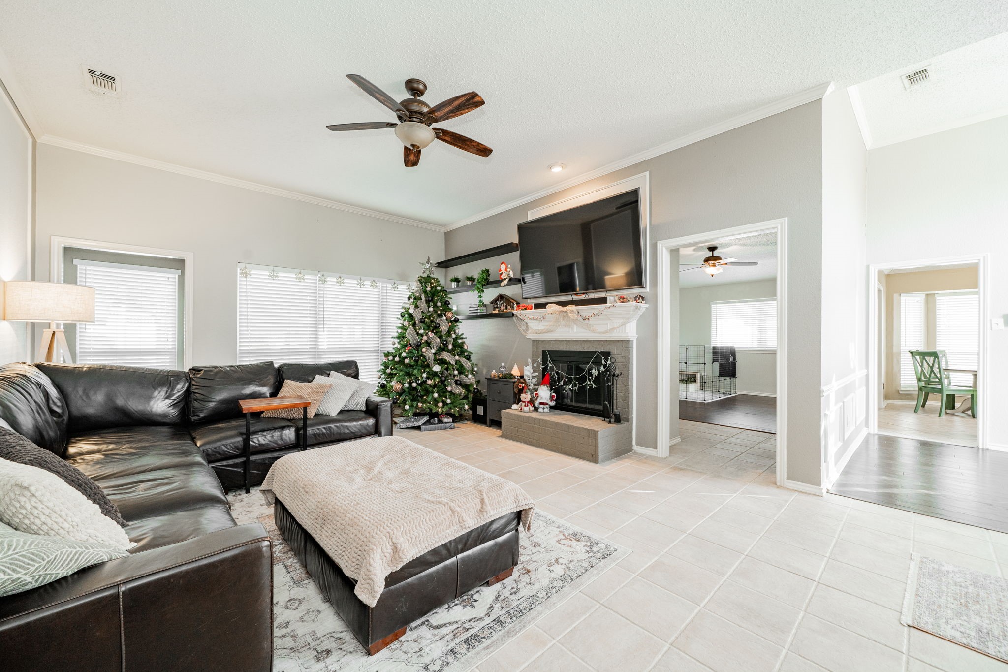 1213 Wedgecrest Lane