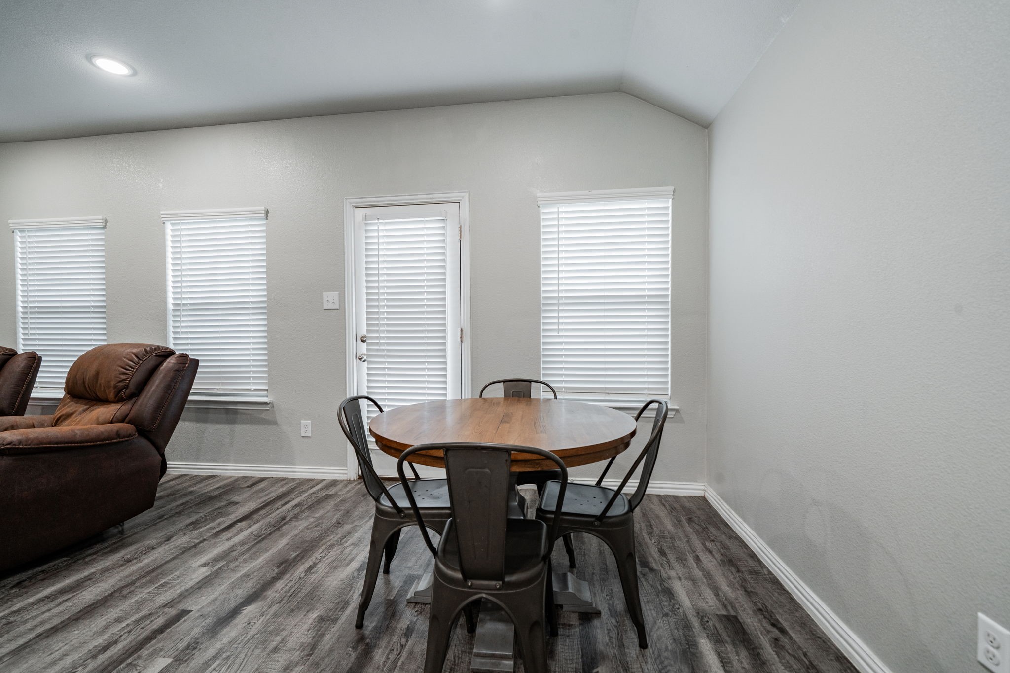 107 Willowbend Loop