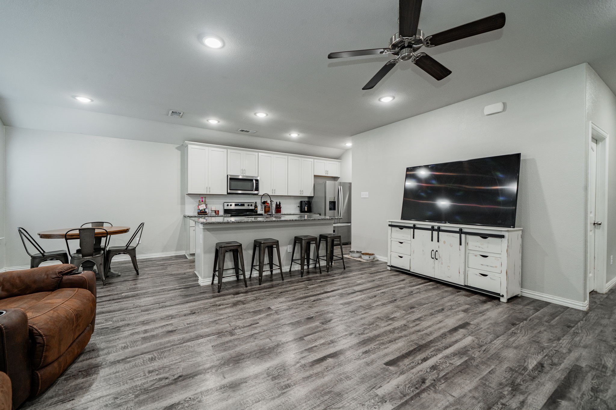 107 Willowbend Loop