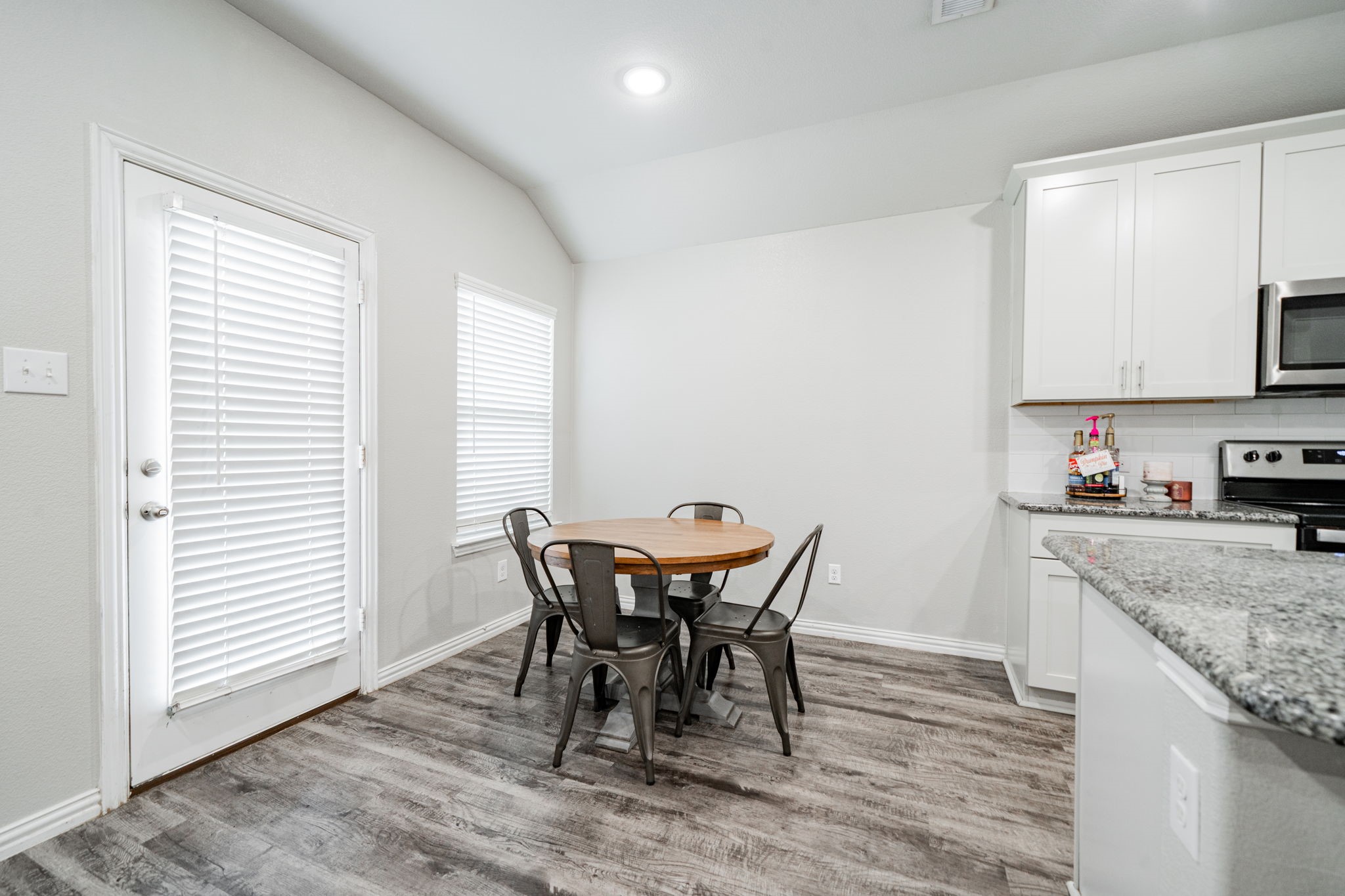 107 Willowbend Loop