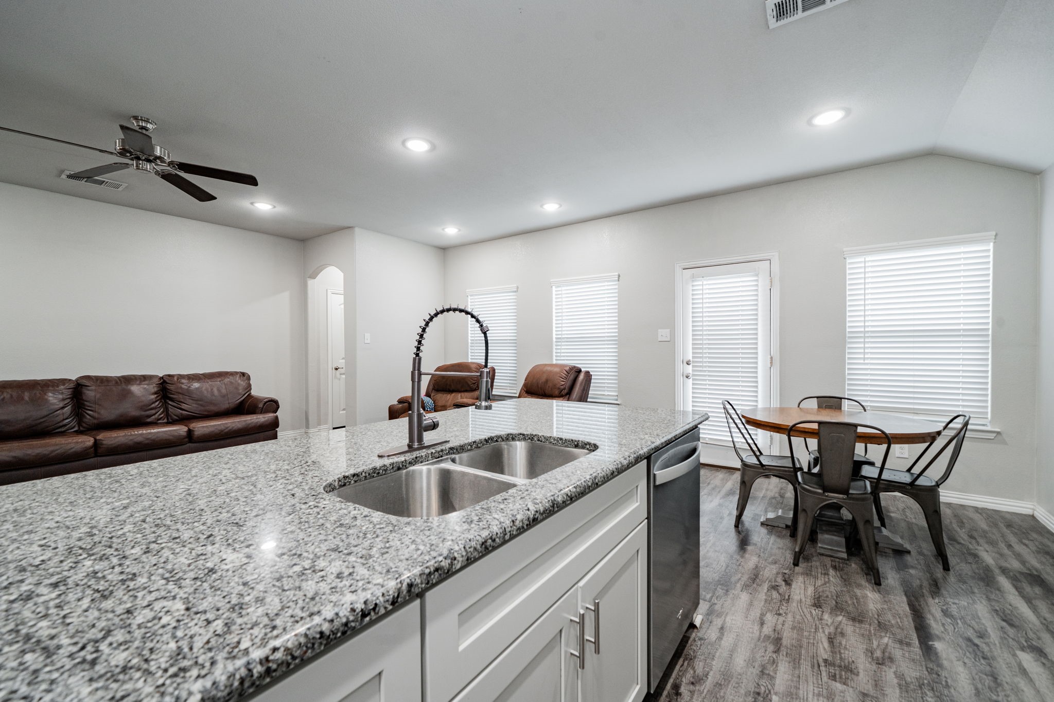 107 Willowbend Loop