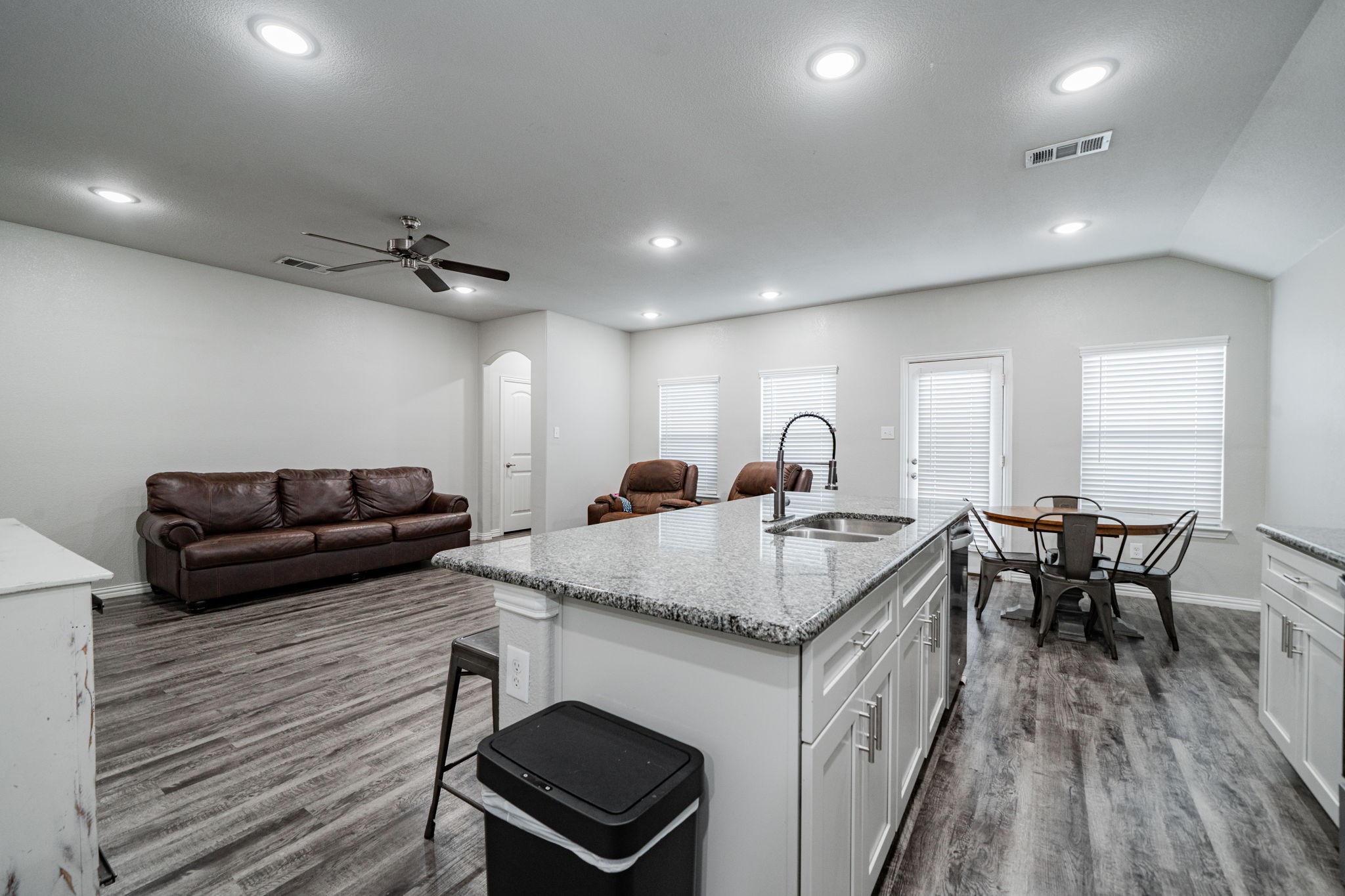 107 Willowbend Loop