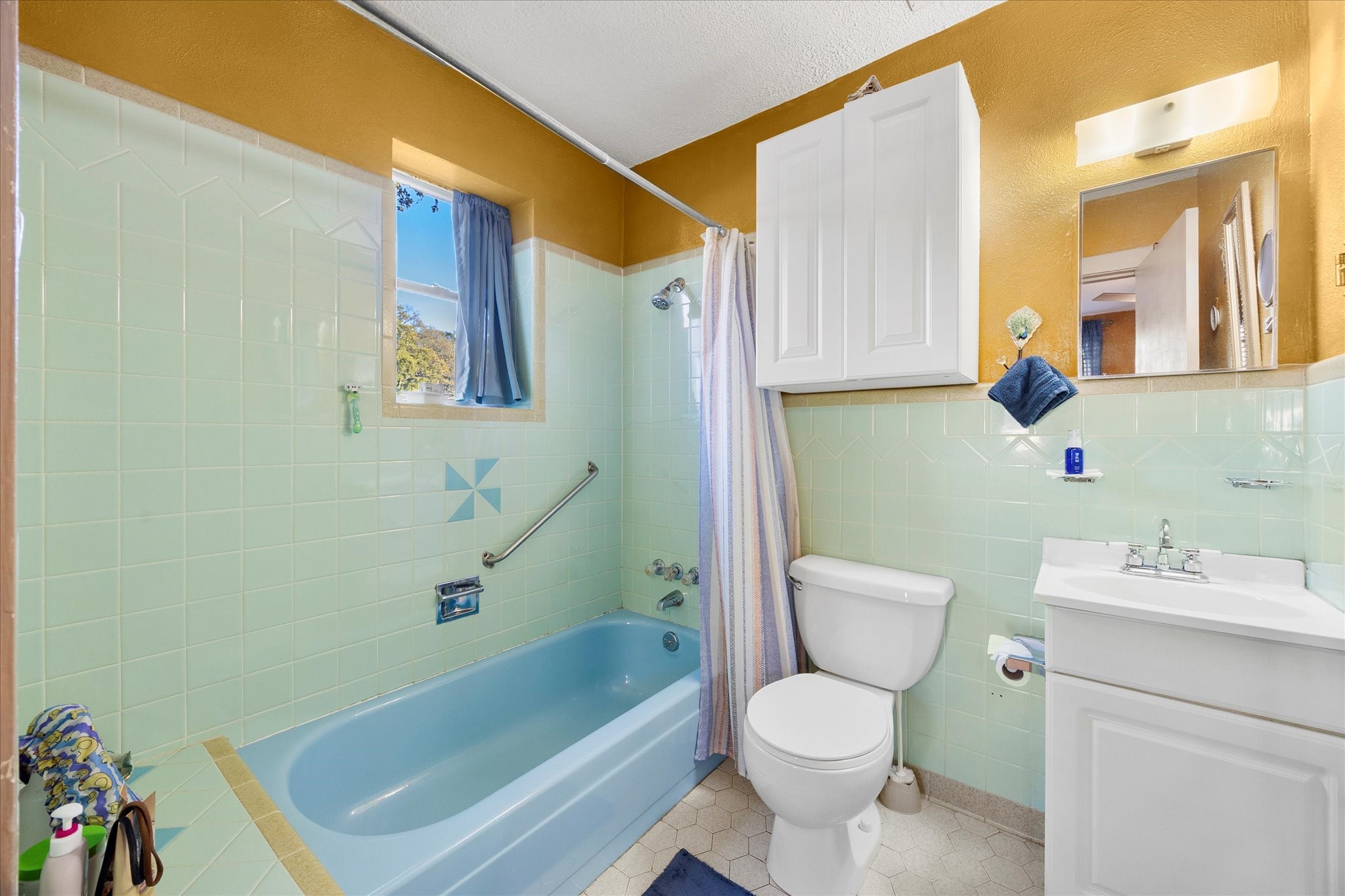 2097 County Road 3830