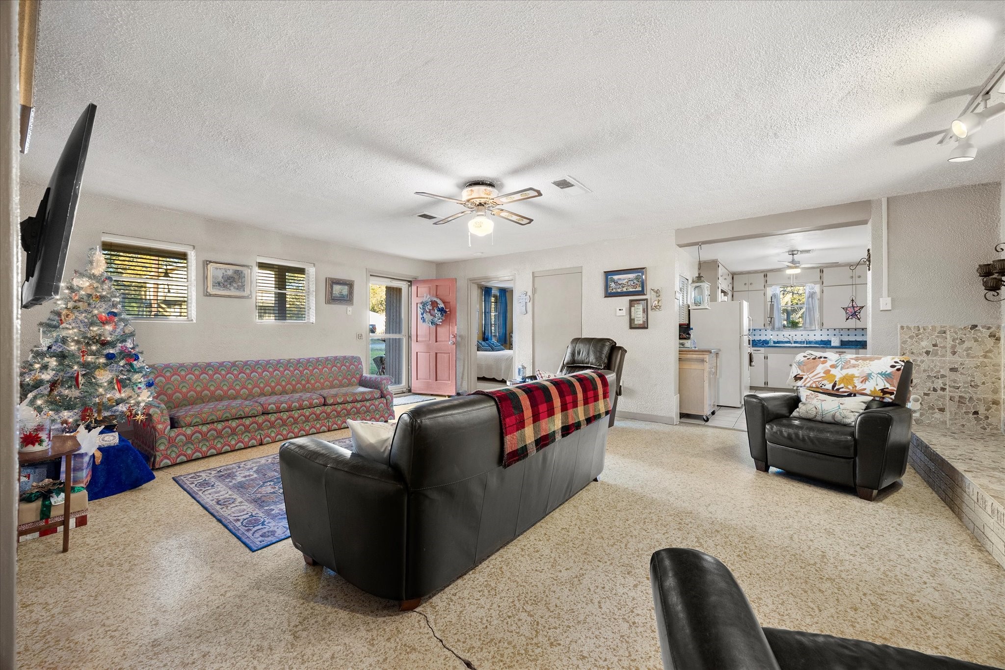 2097 County Road 3830