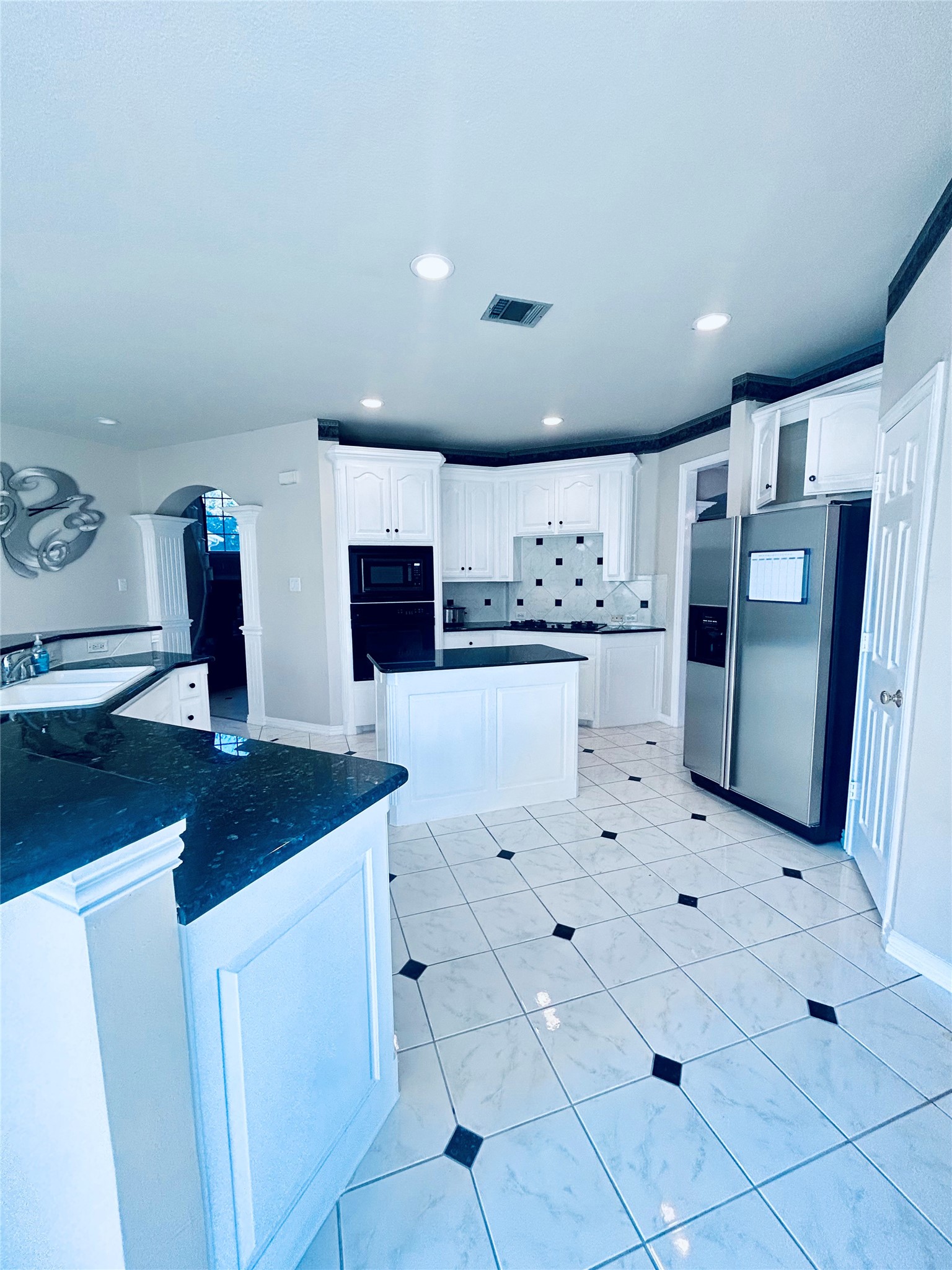 4318 Meadowcove Drive