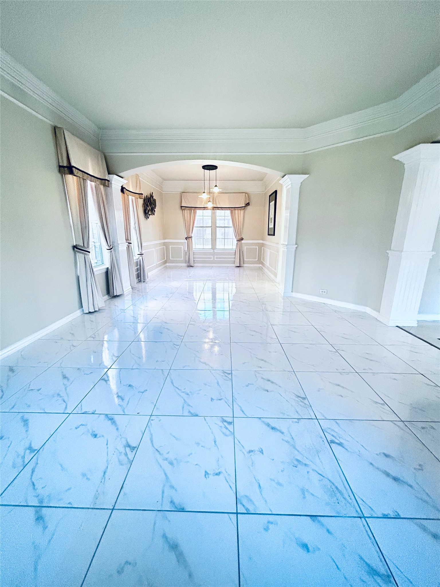 4318 Meadowcove Drive
