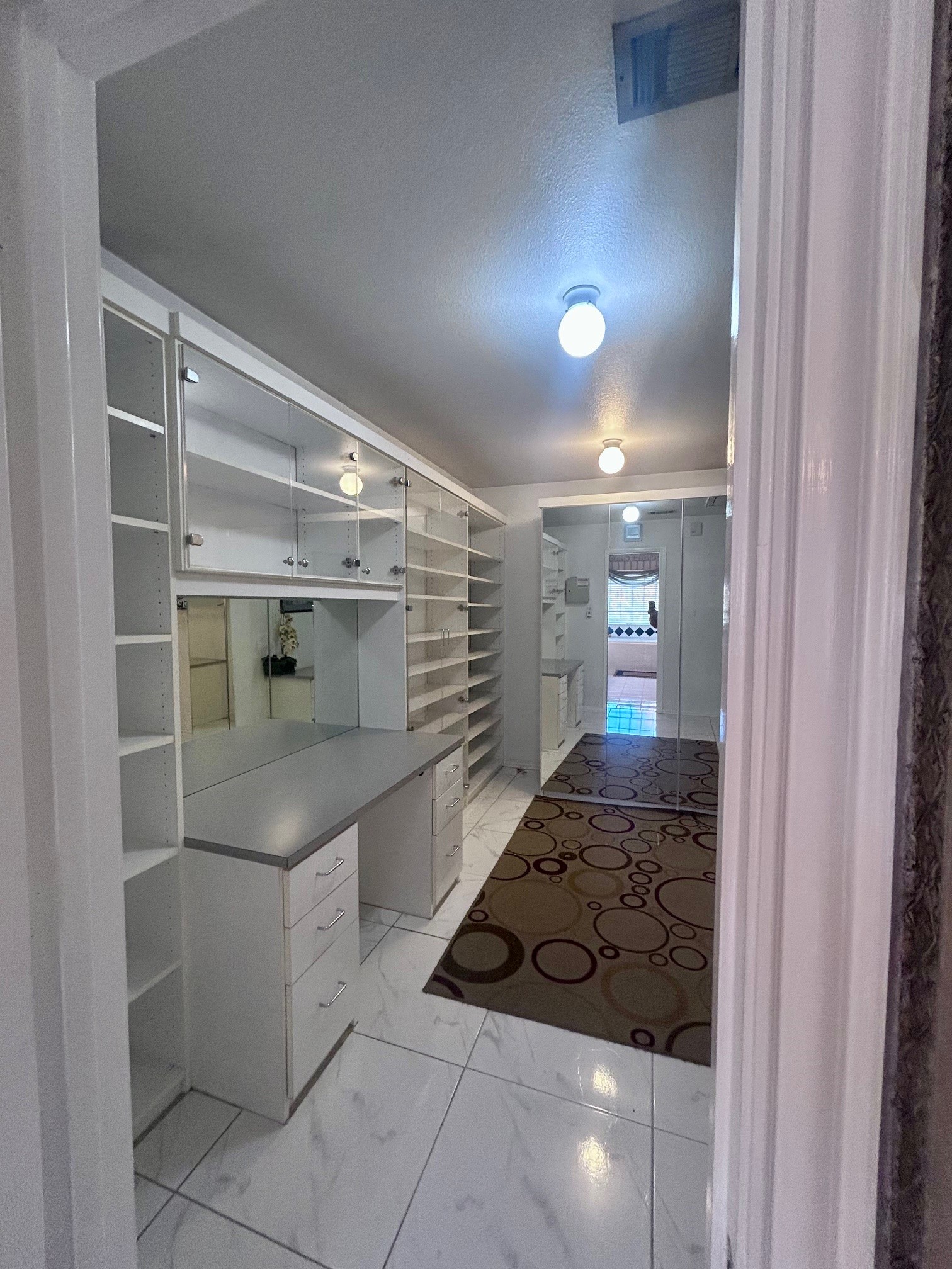 4318 Meadowcove Drive
