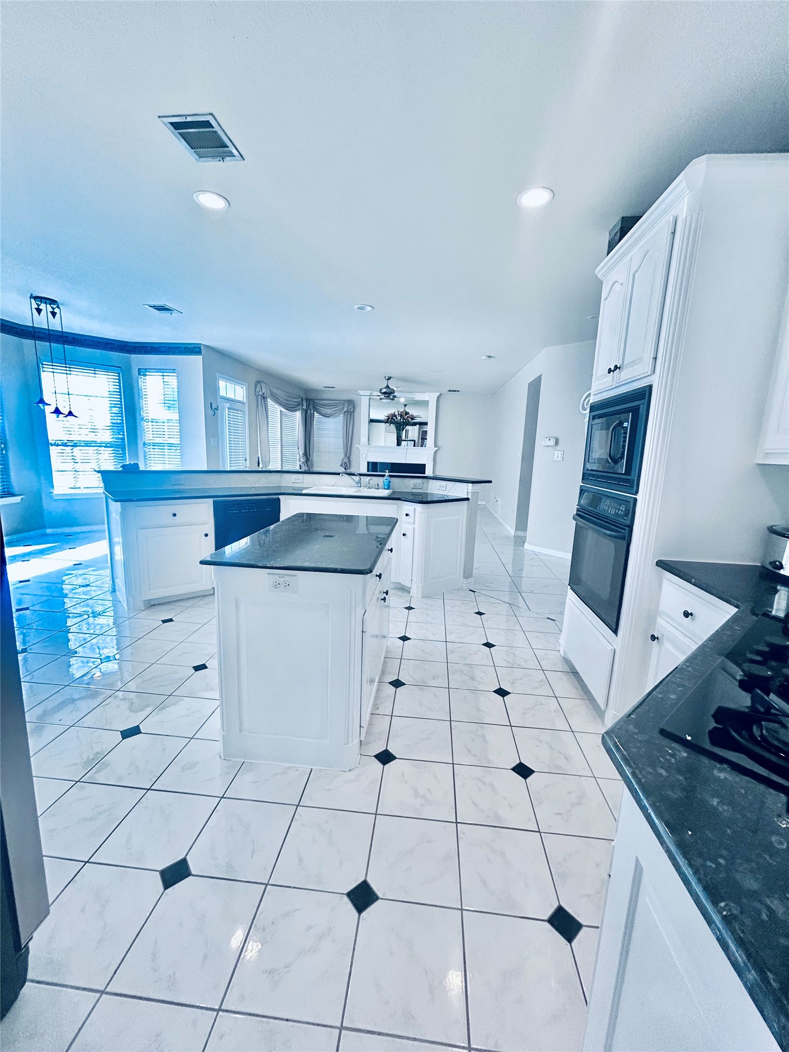 4318 Meadowcove Drive