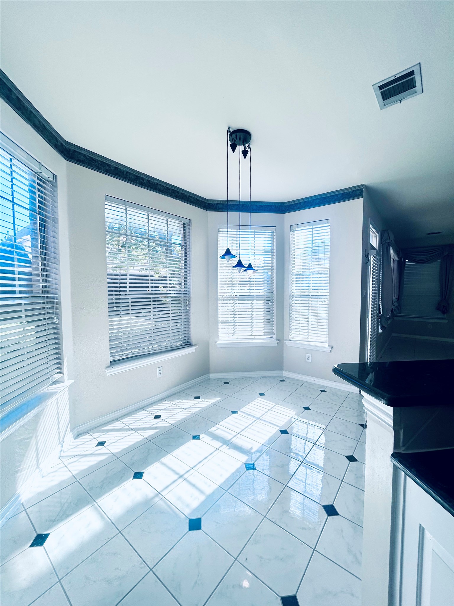 4318 Meadowcove Drive