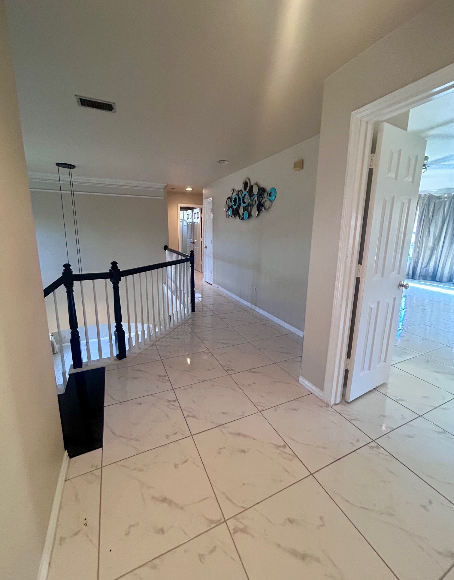 4318 Meadowcove Drive