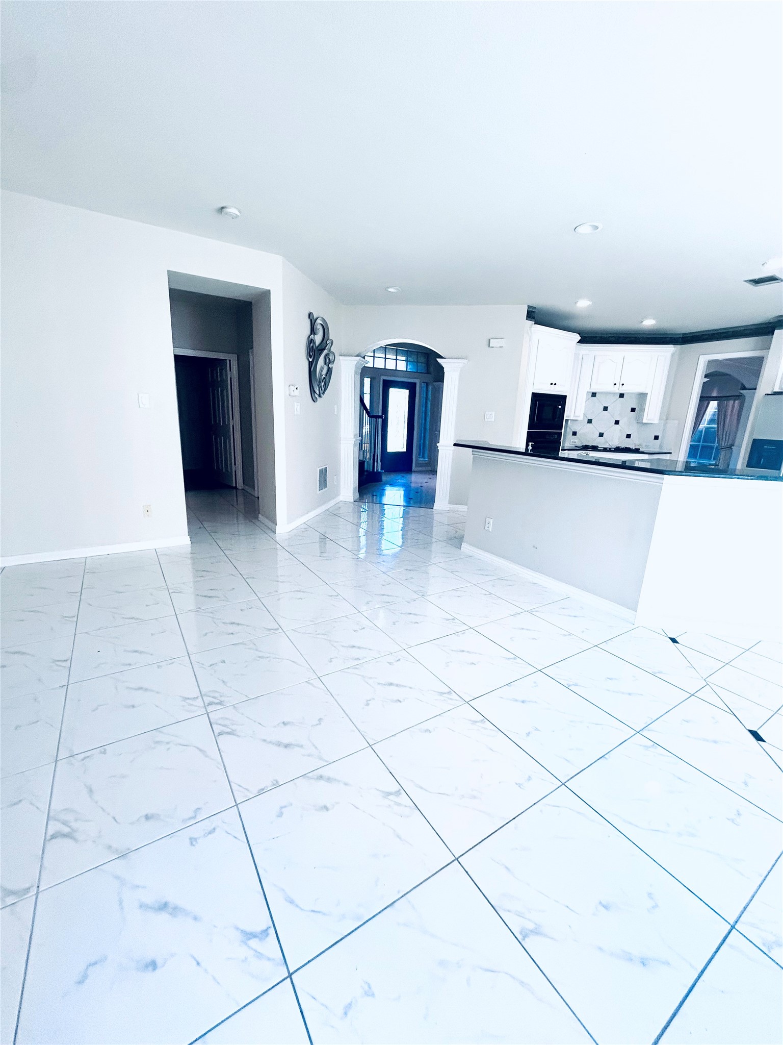 4318 Meadowcove Drive
