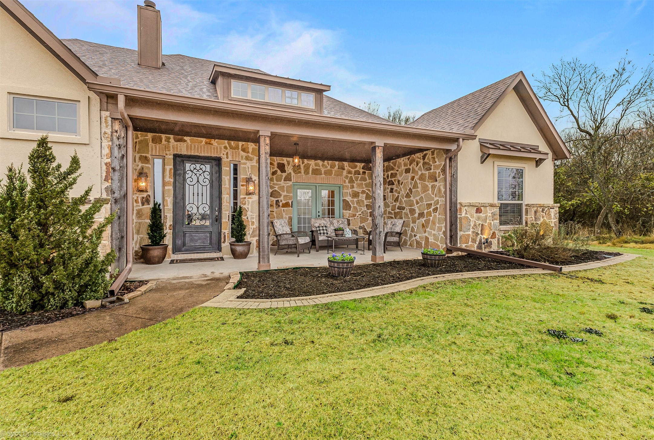 232 Branding Iron Court