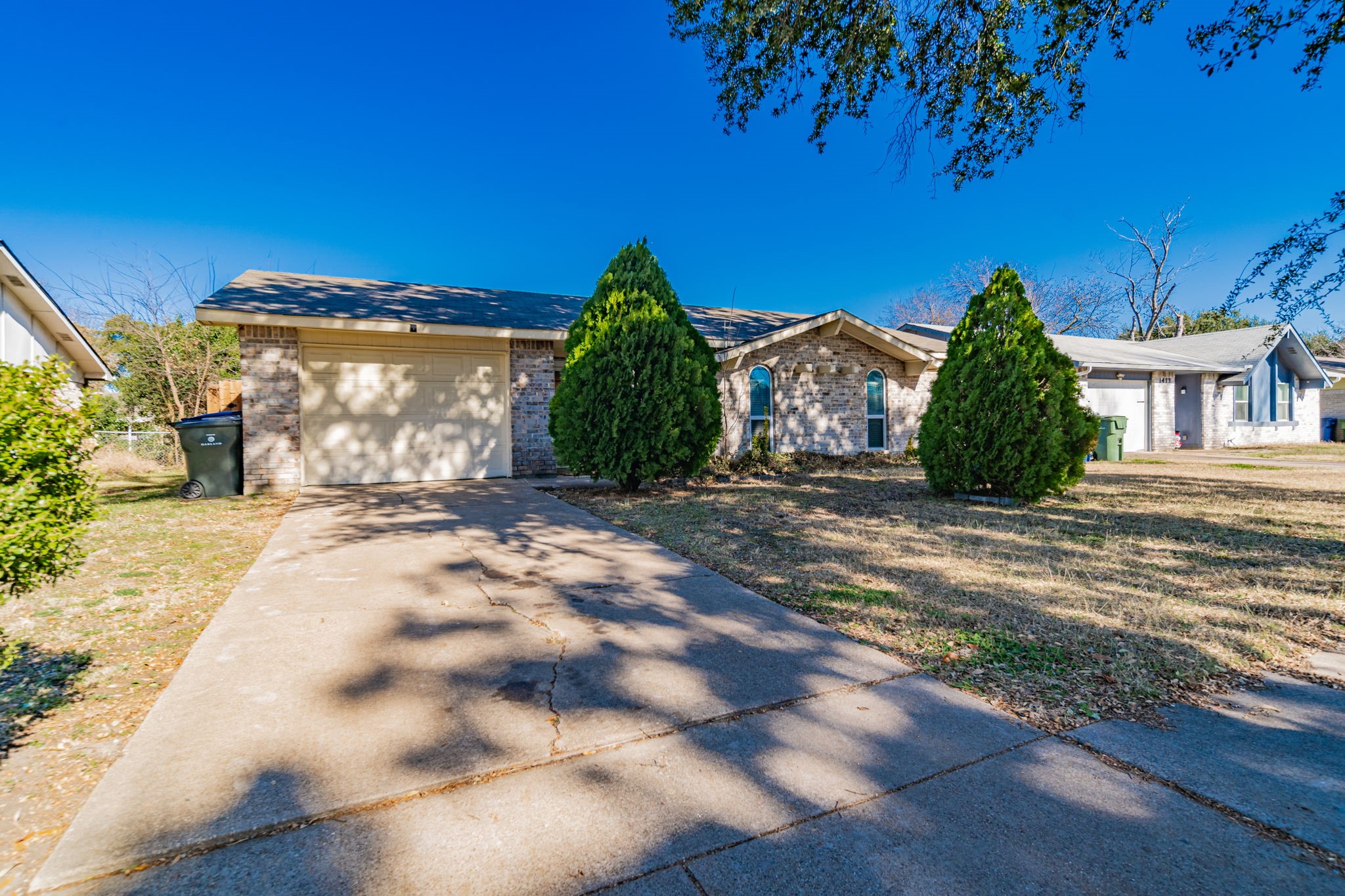 1409 Meridian Way