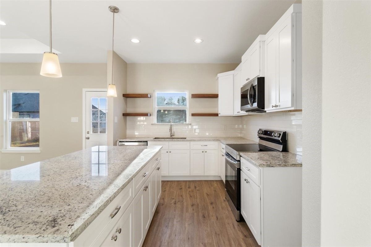5716 Stonegate