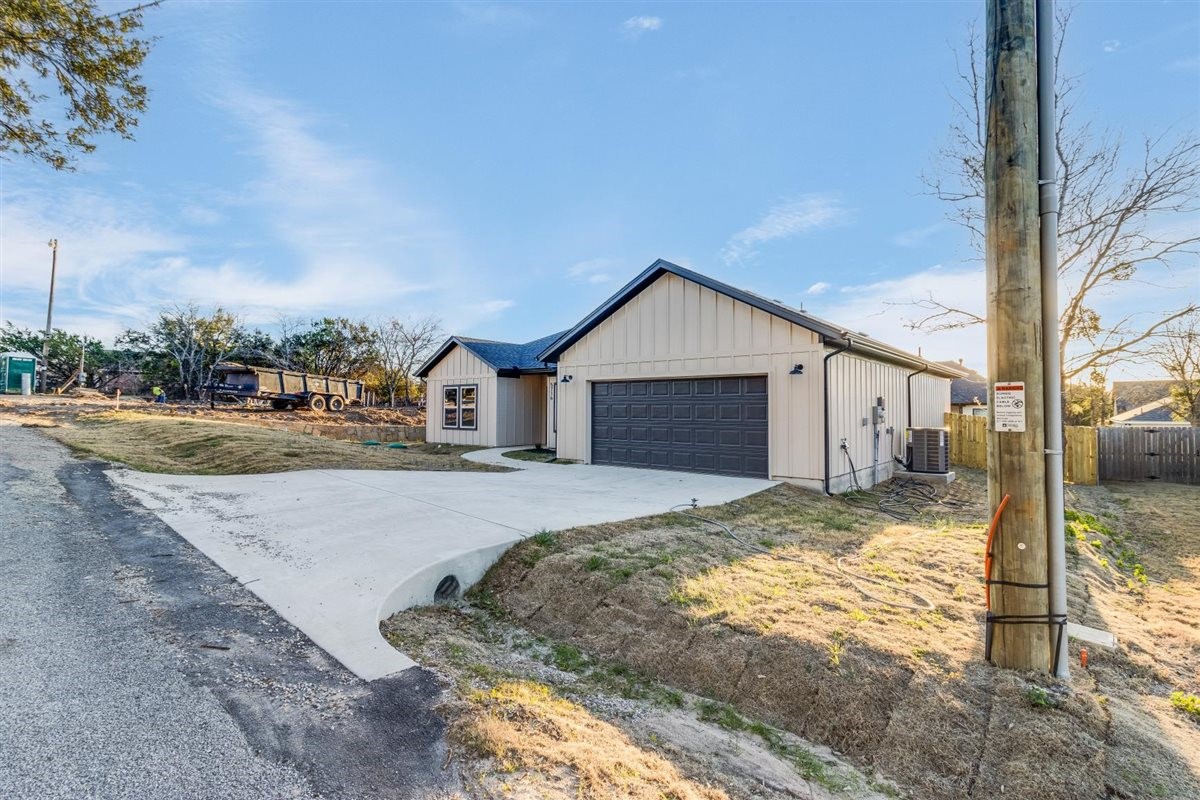 5716 Stonegate