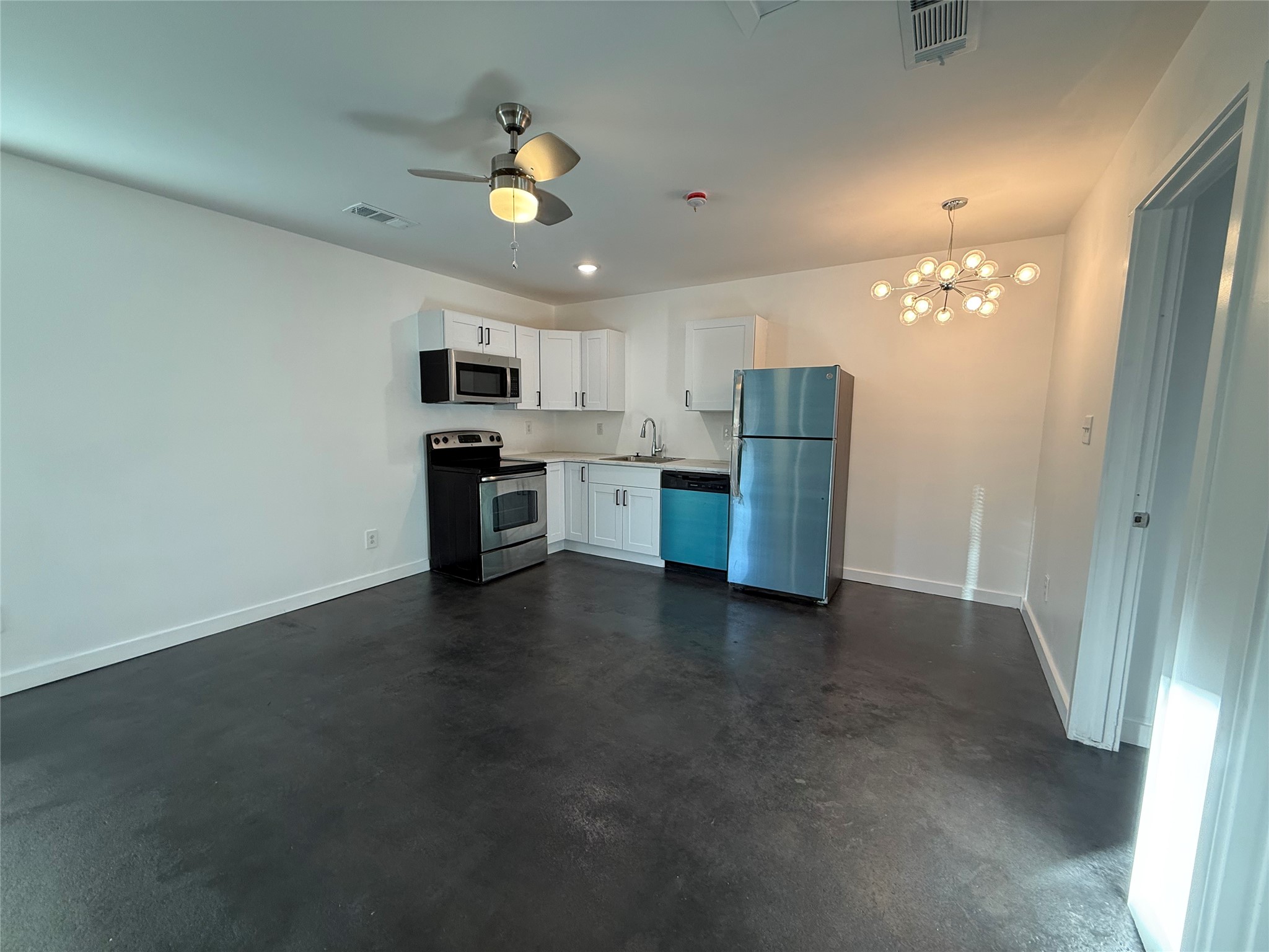 1135 Holly Glen Circle A