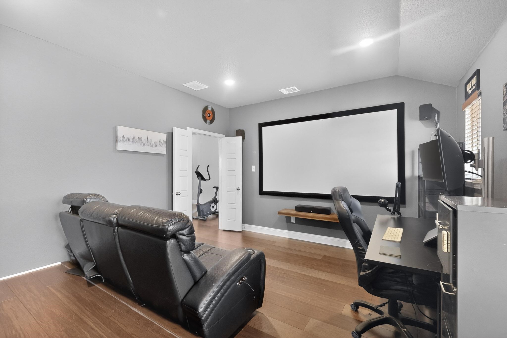 5221 Tuscarora Trail