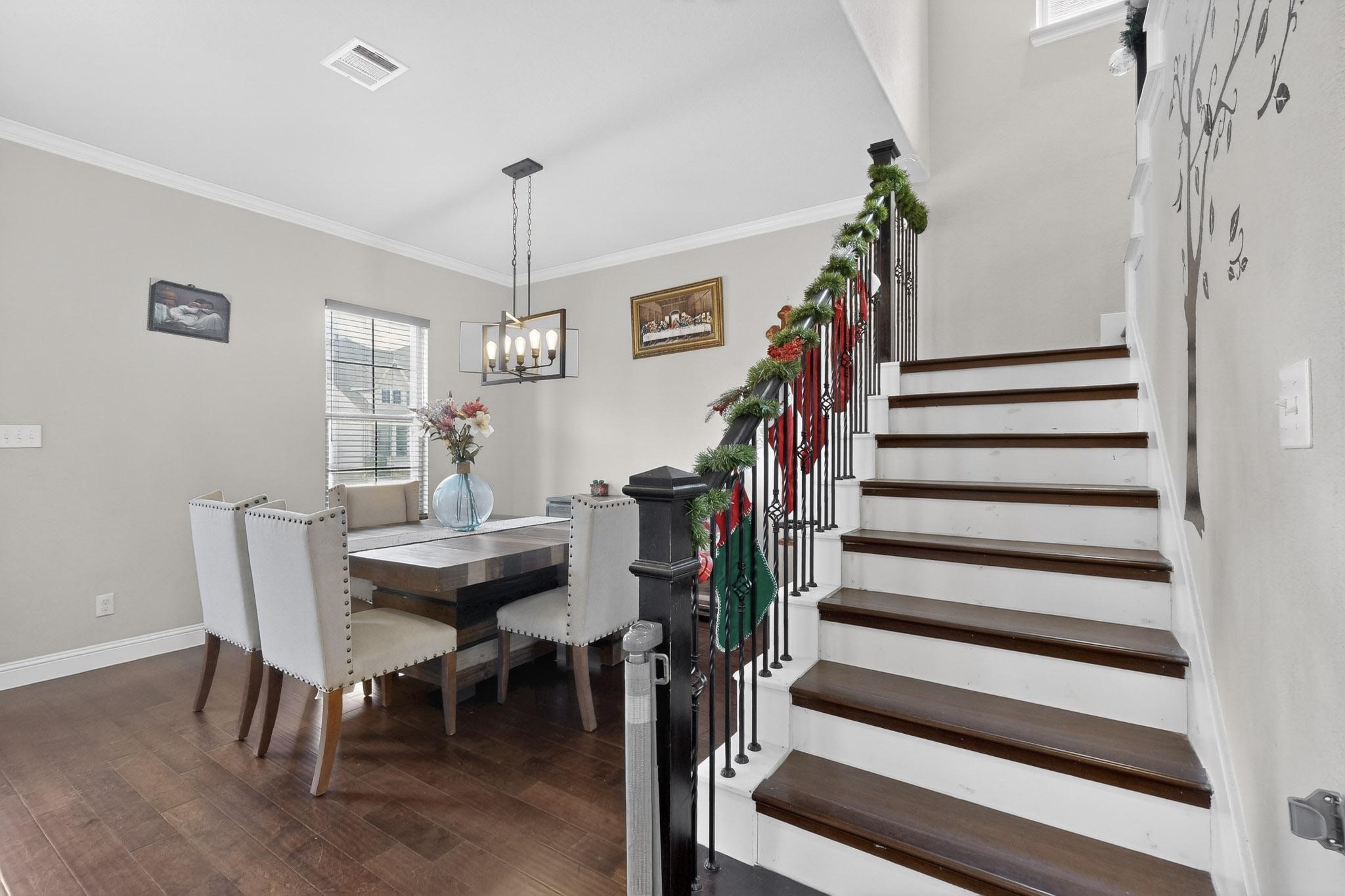 5221 Tuscarora Trail