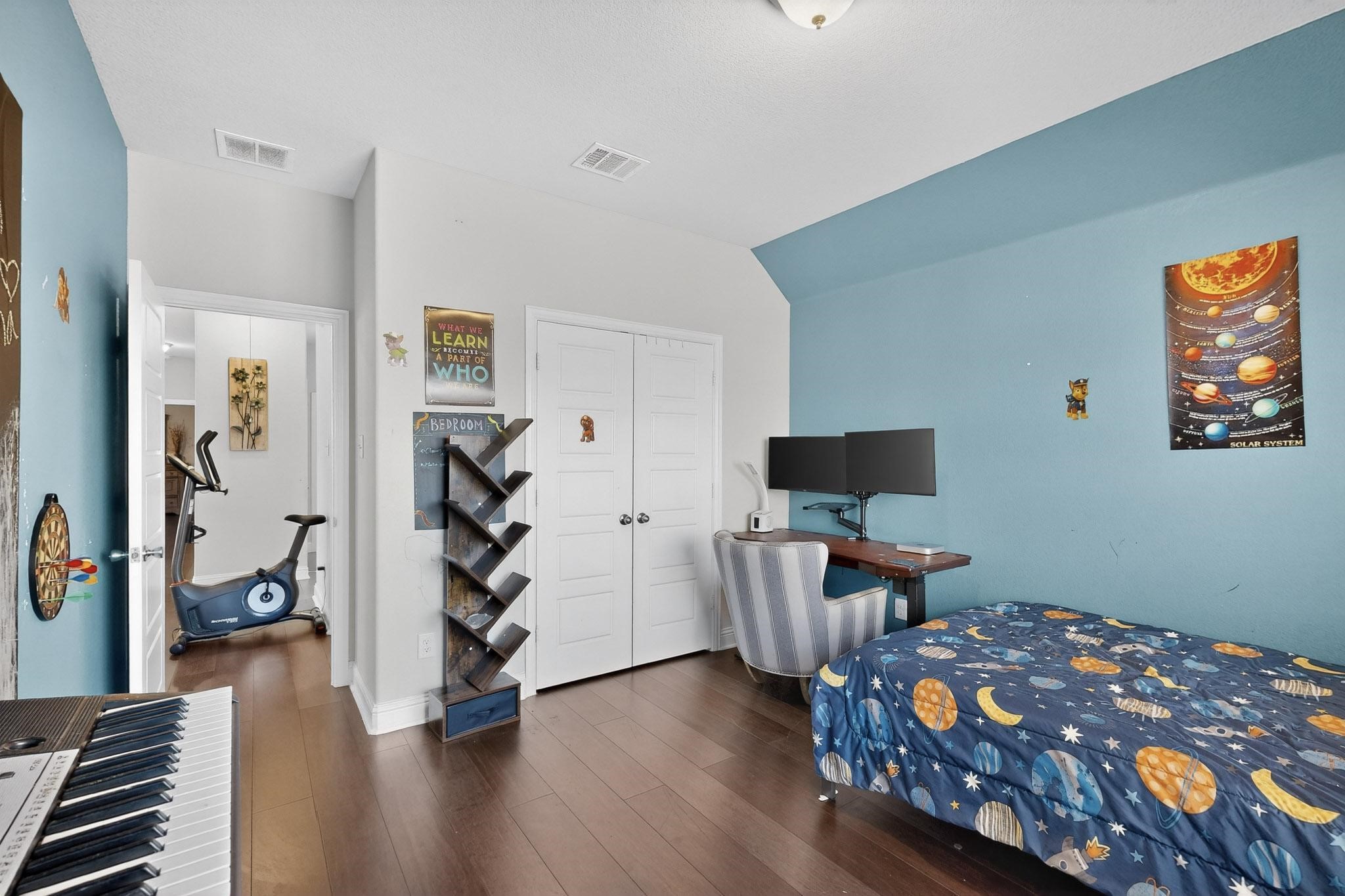 5221 Tuscarora Trail