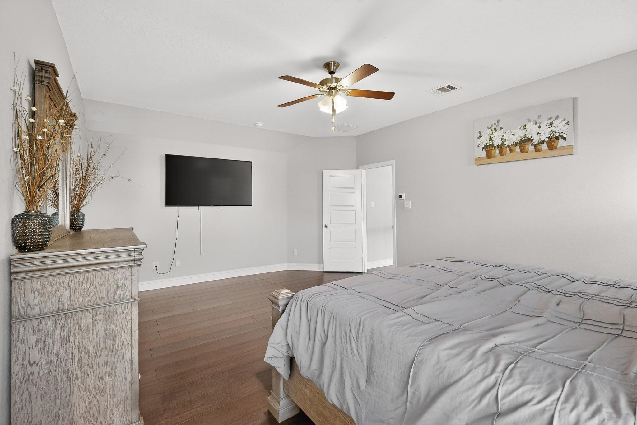 5221 Tuscarora Trail