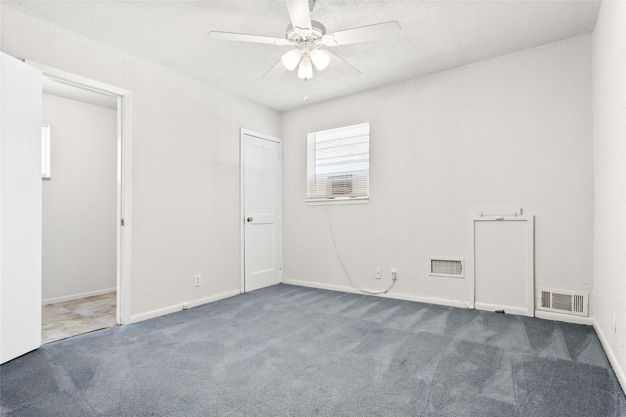 215 Jasanda Way