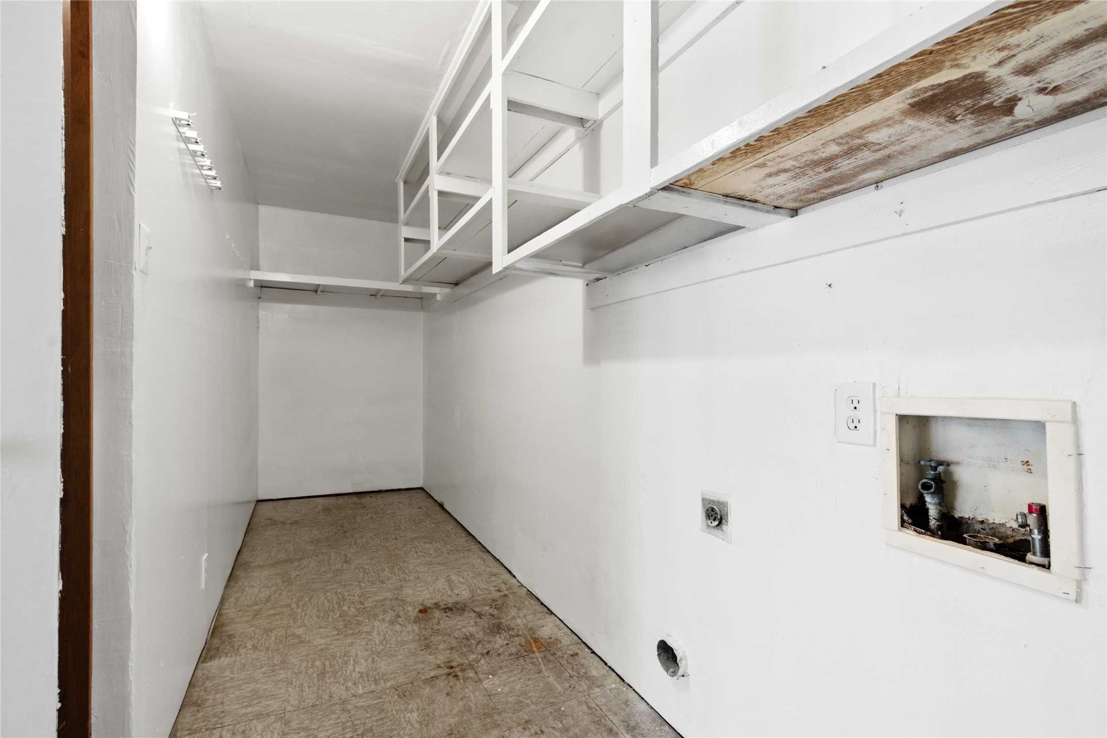 215 Jasanda Way