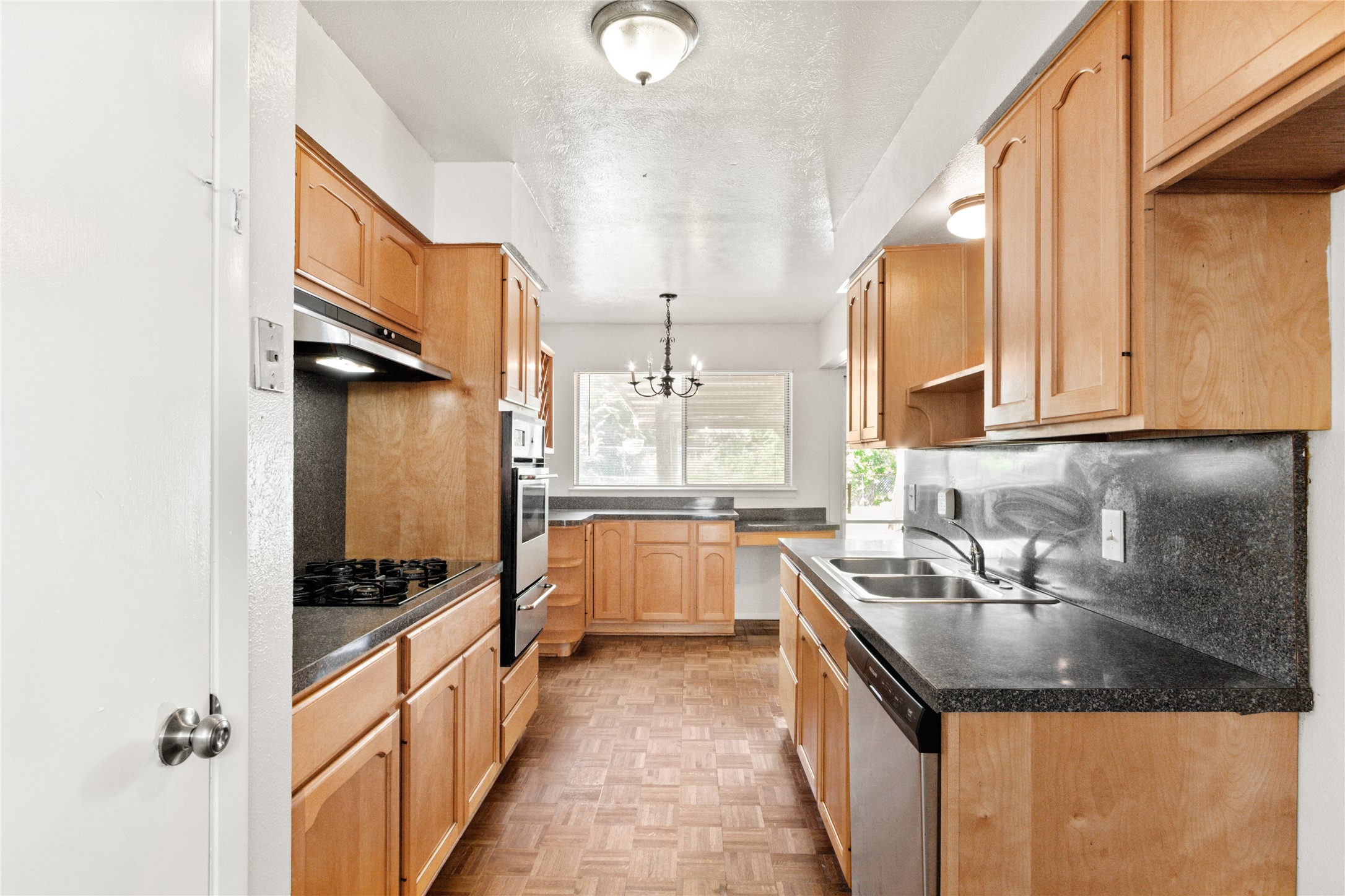 215 Jasanda Way