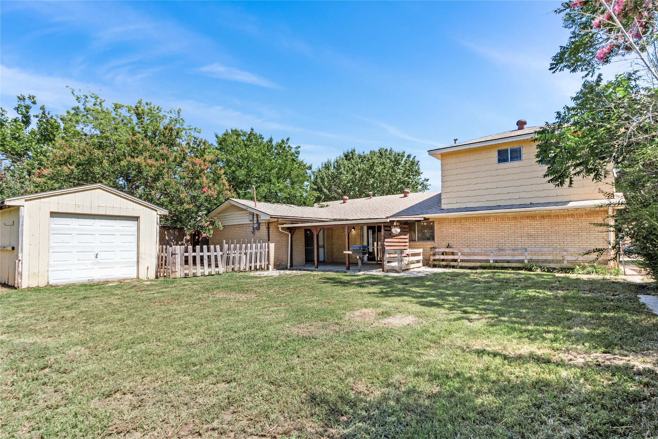 215 Jasanda Way