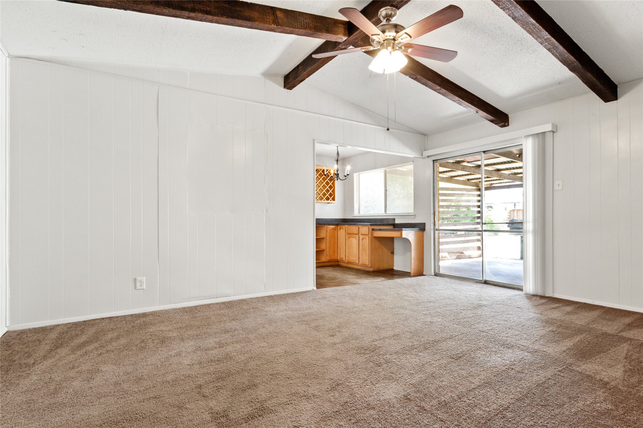 215 Jasanda Way
