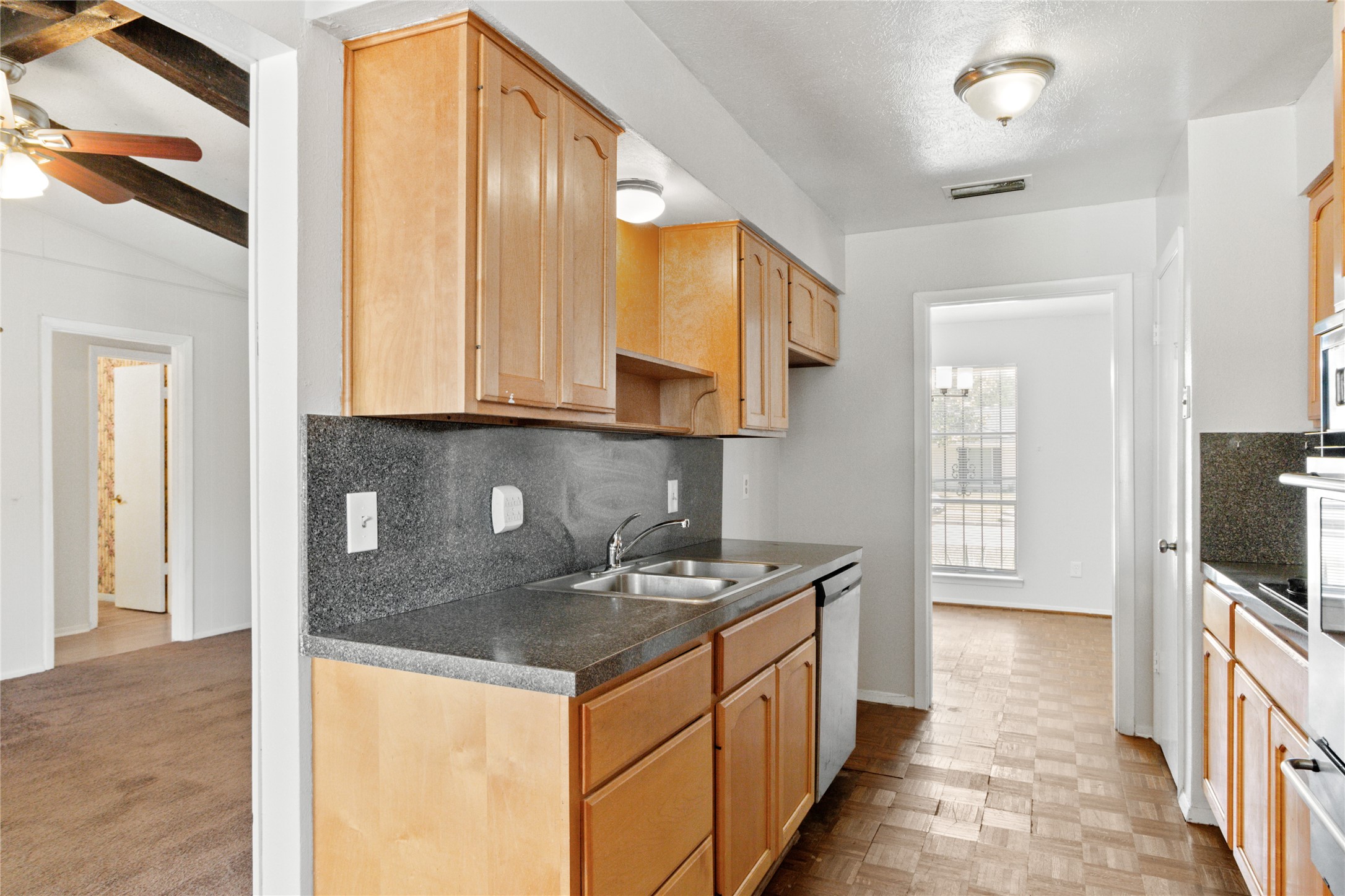 215 Jasanda Way