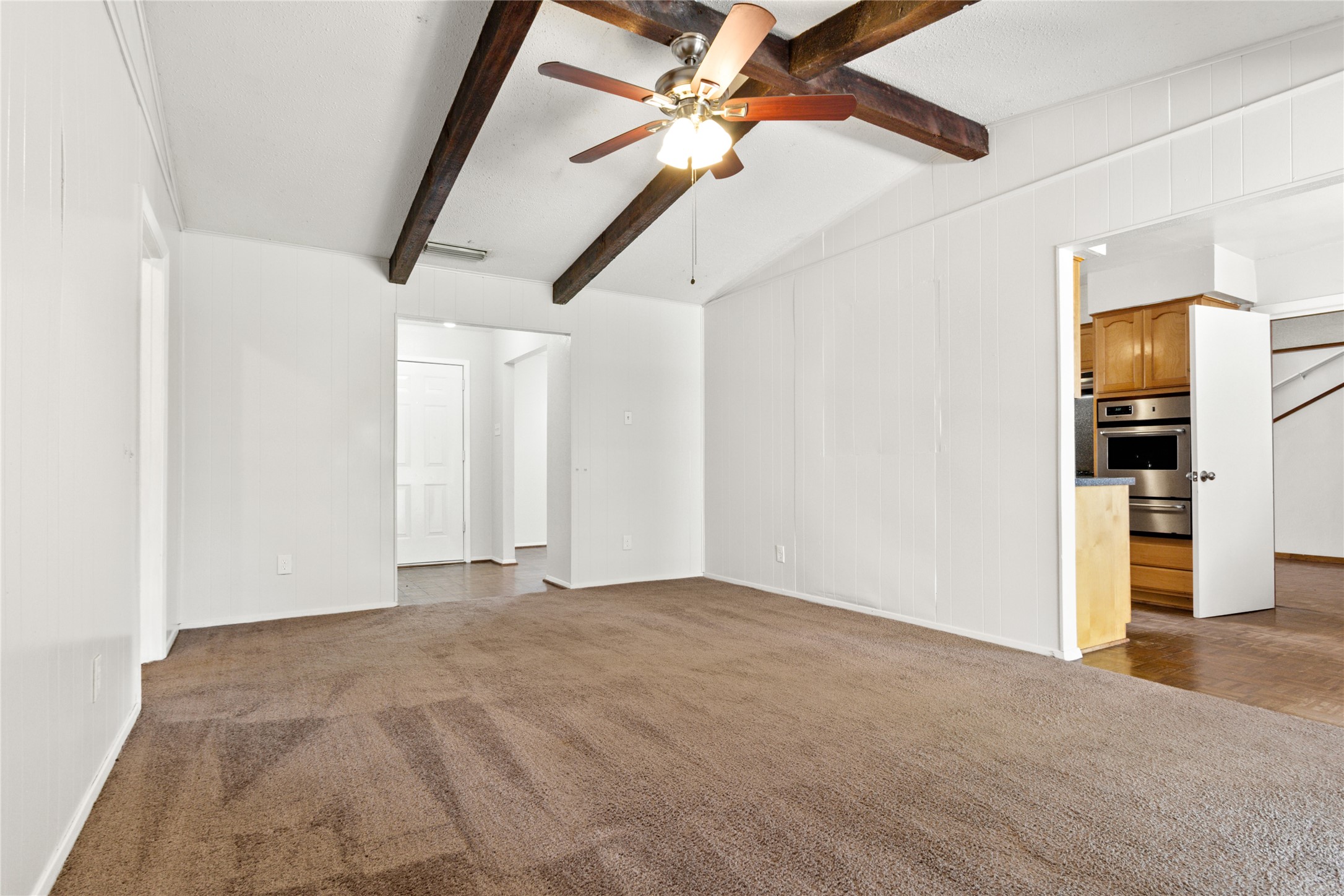 215 Jasanda Way