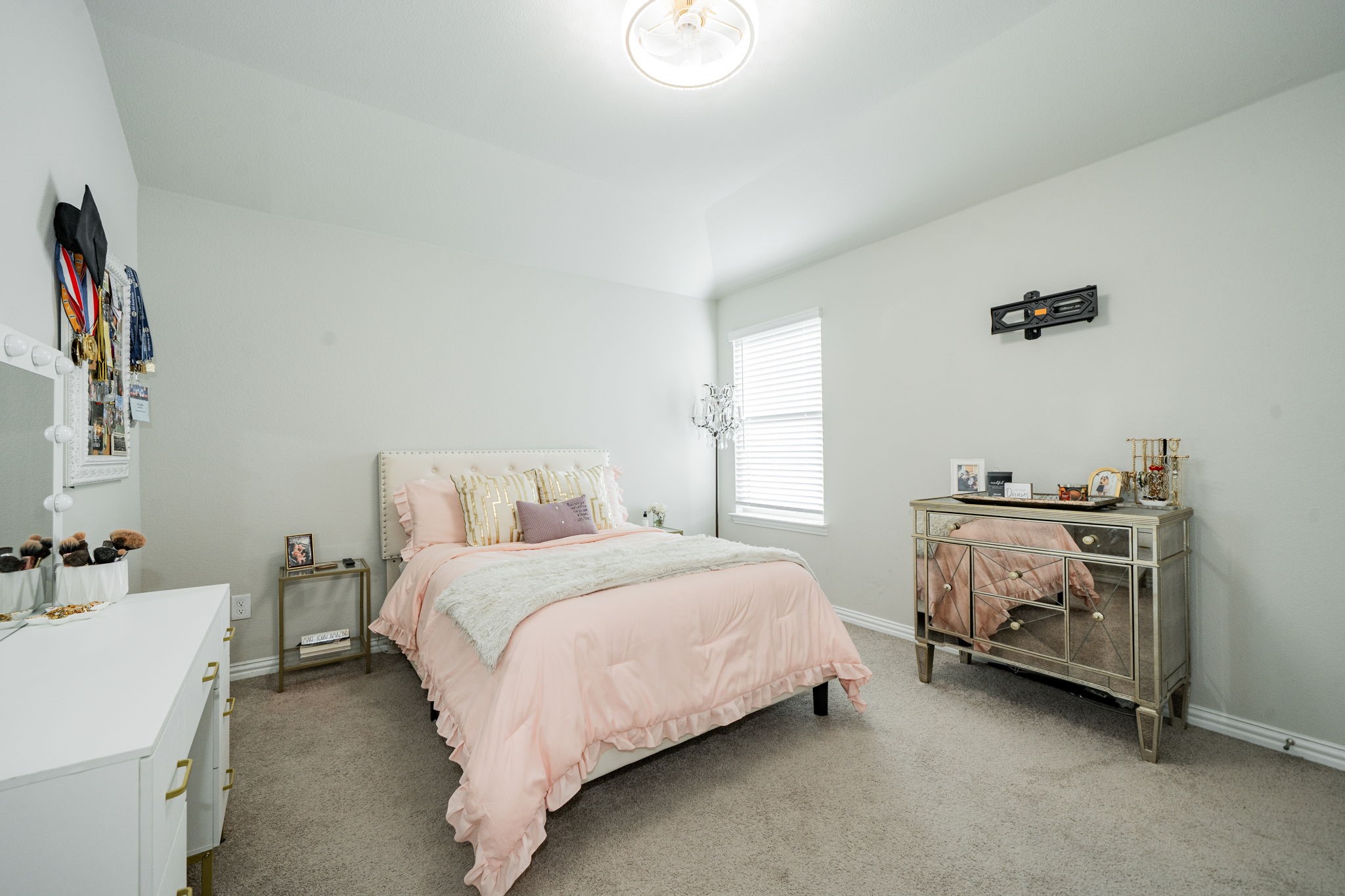 4310 Rowling Way