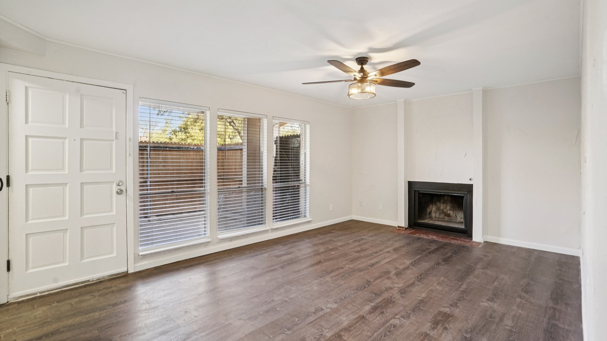 5634 Boca Raton Boulevard 108