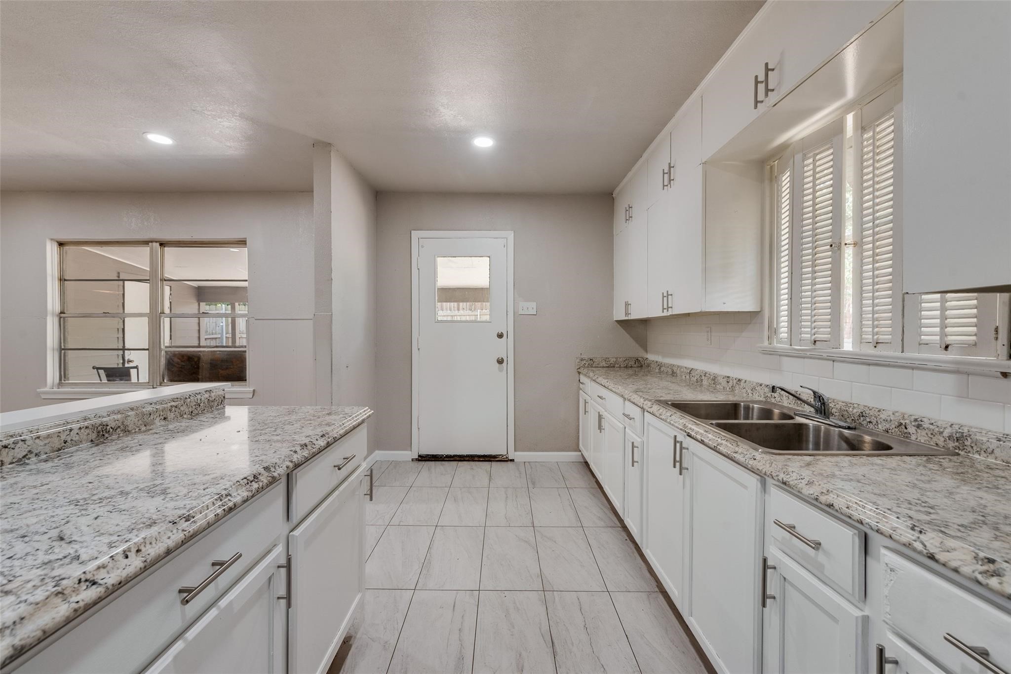 6748 Hialeah Drive